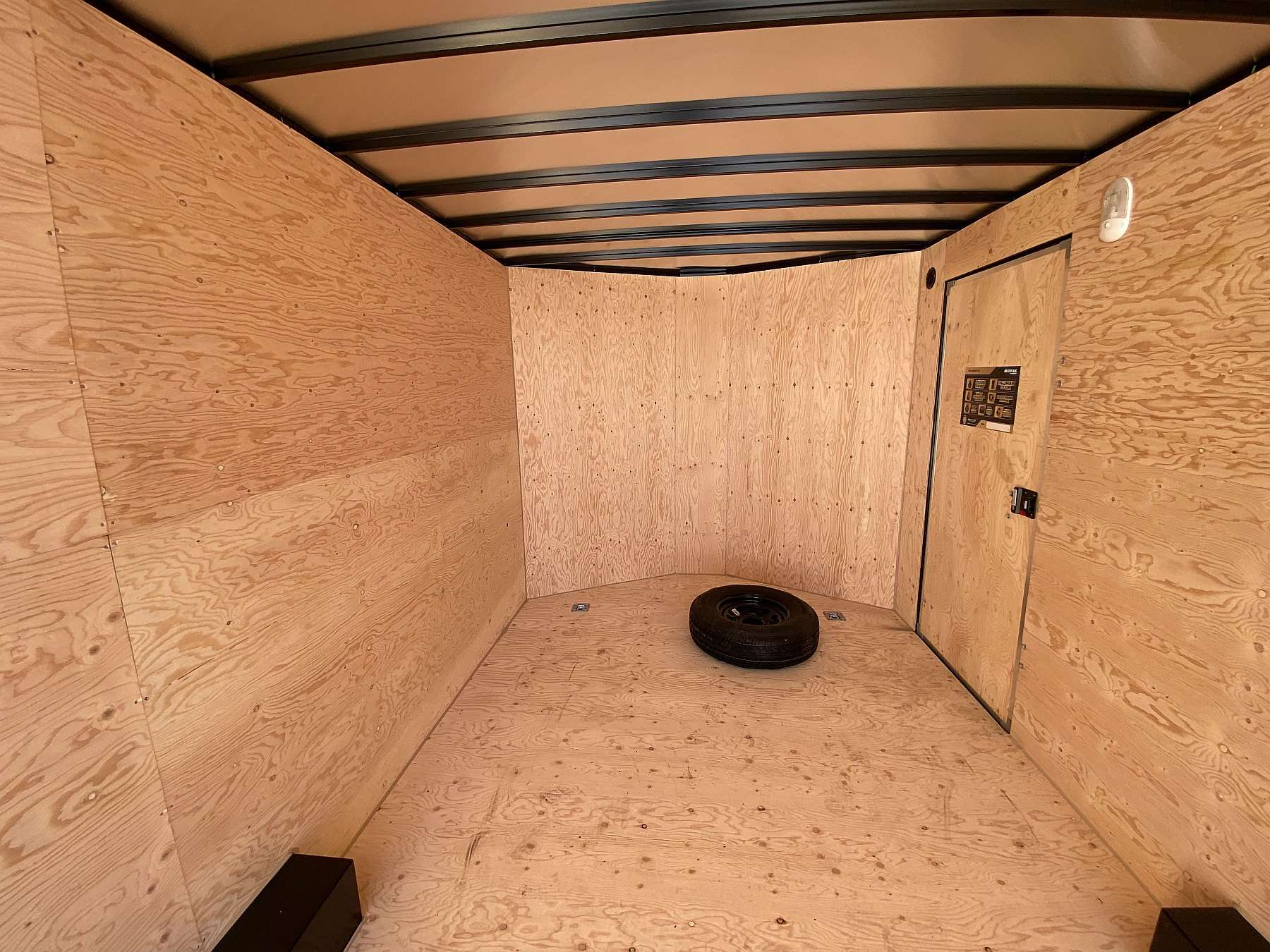 2027 Royal 8.5'x18' Enclosed Cargo w/ Barn Door