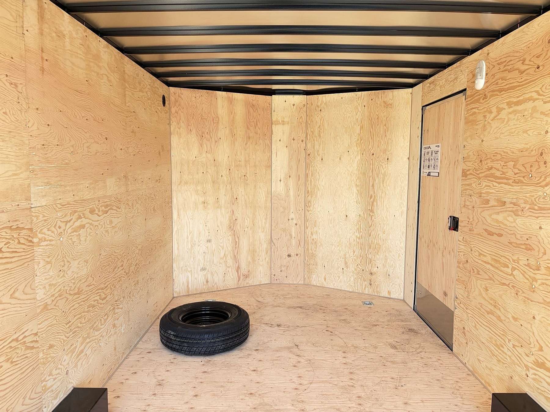 2027 Royal 8.5'x18' Enclosed Cargo w/ Blackout Package
