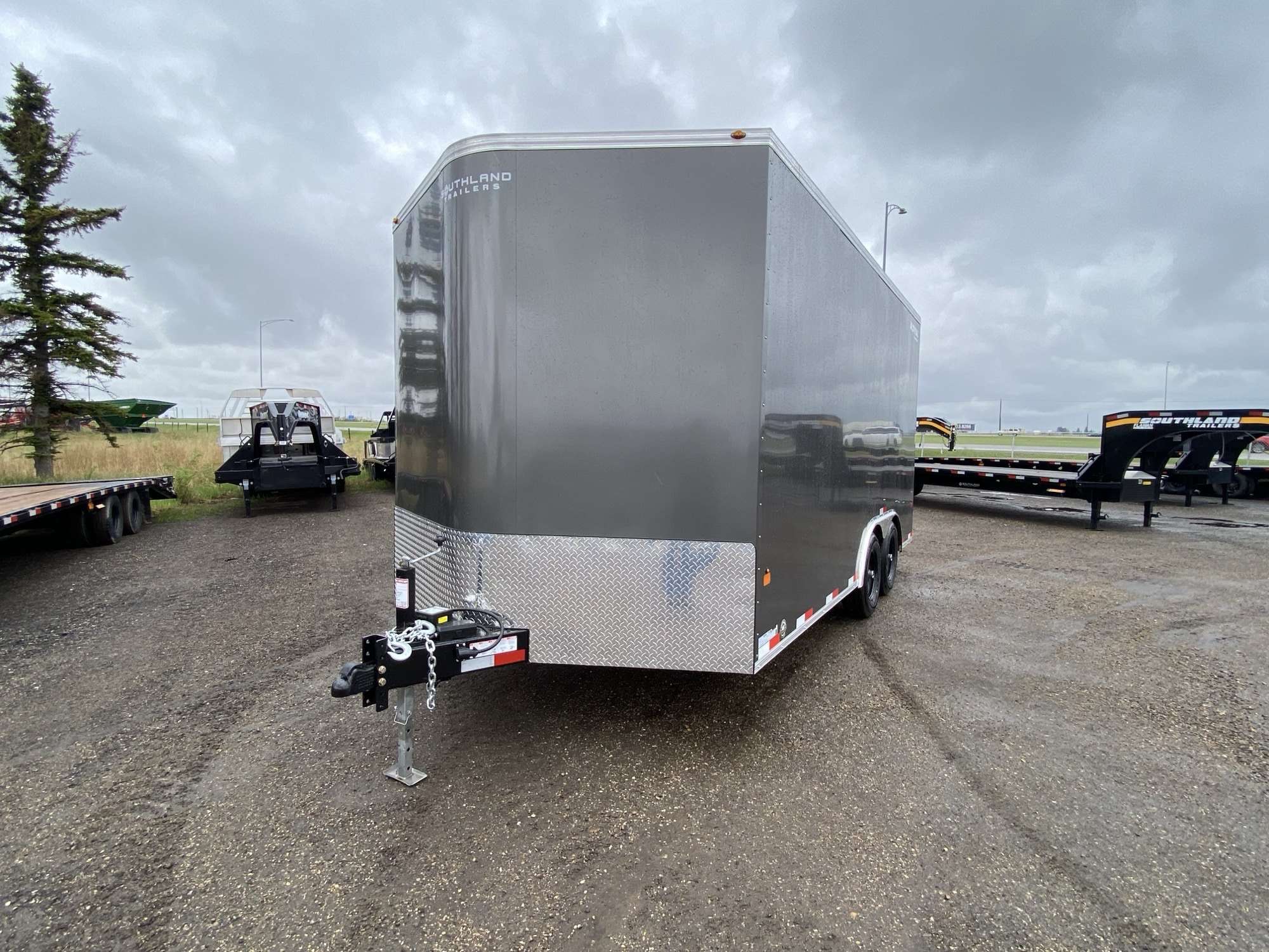 2027 Royal 8.5'x18' Enclosed Cargo w/ Dovetail