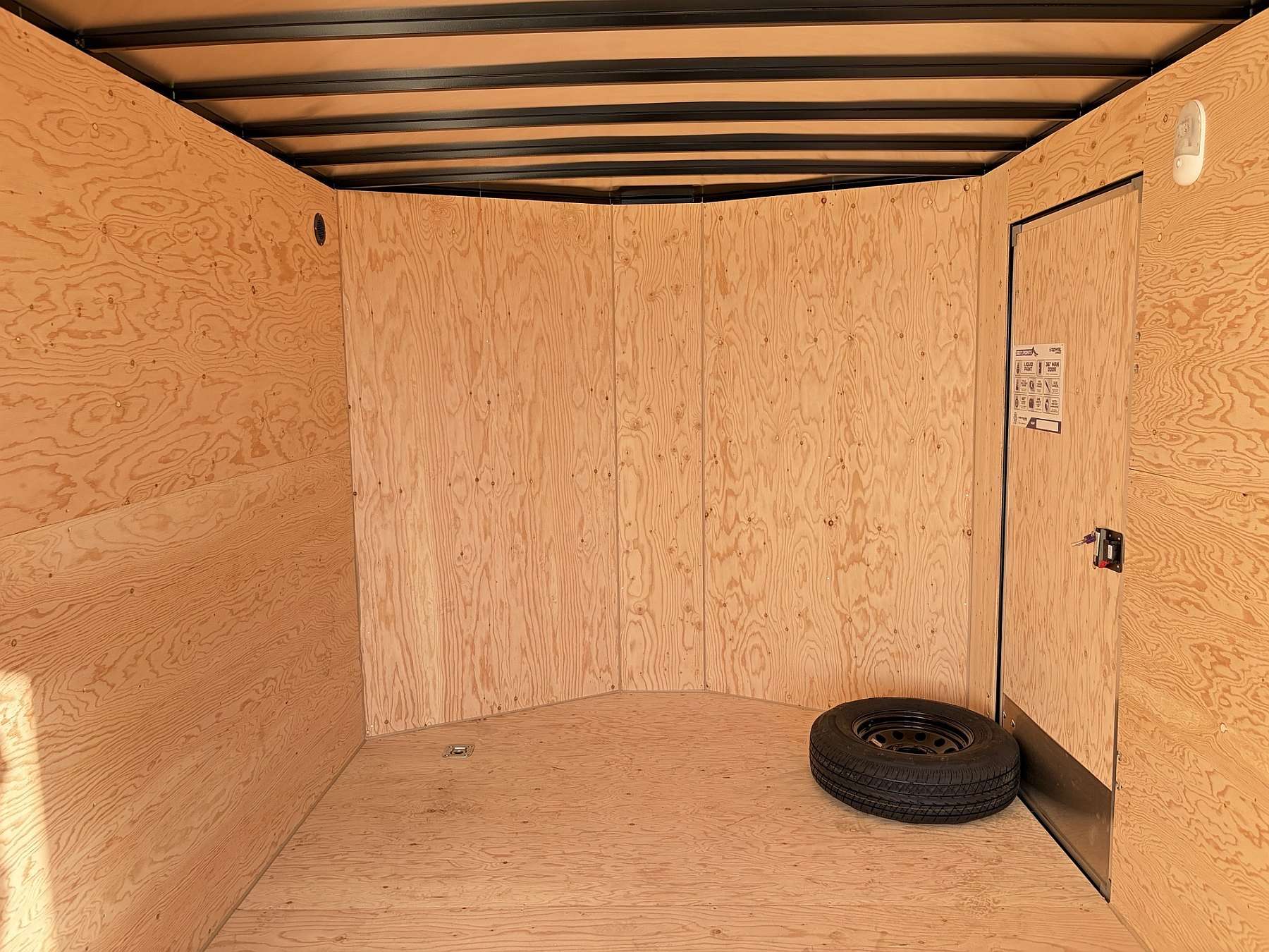 2027 Royal 8.5'x18' Enclosed Cargo w/ Ramp Door