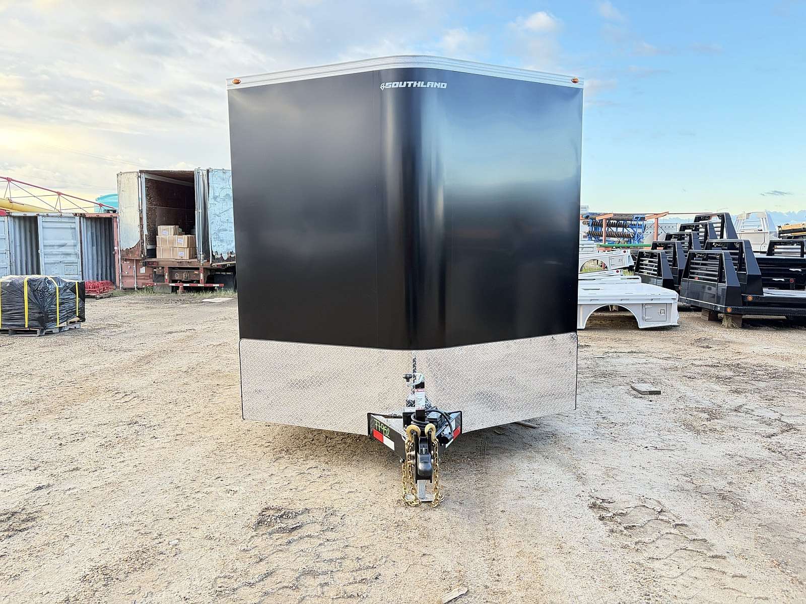 2027 Royal 8.5'x18' Enclosed Cargo w/ Ramp Door