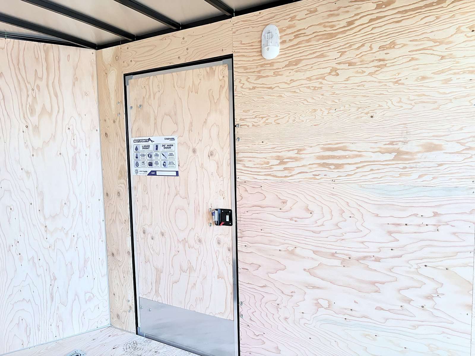 2027 Royal 8.5'x18' Enclosed Cargo w/ Ramp Door