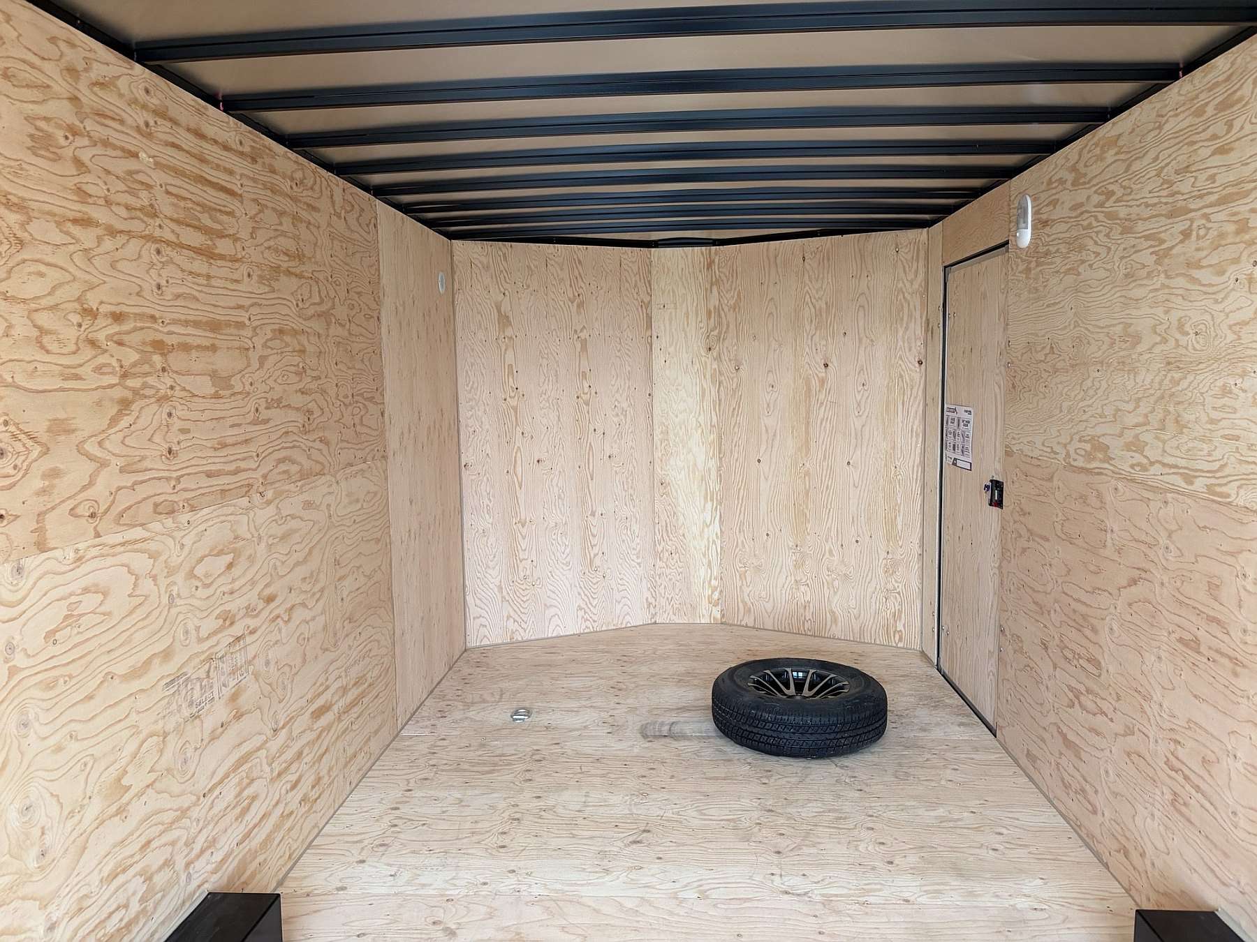 2027 Royal 8.5'x22' Enclosed Cargo w/ Aluminum Wheels