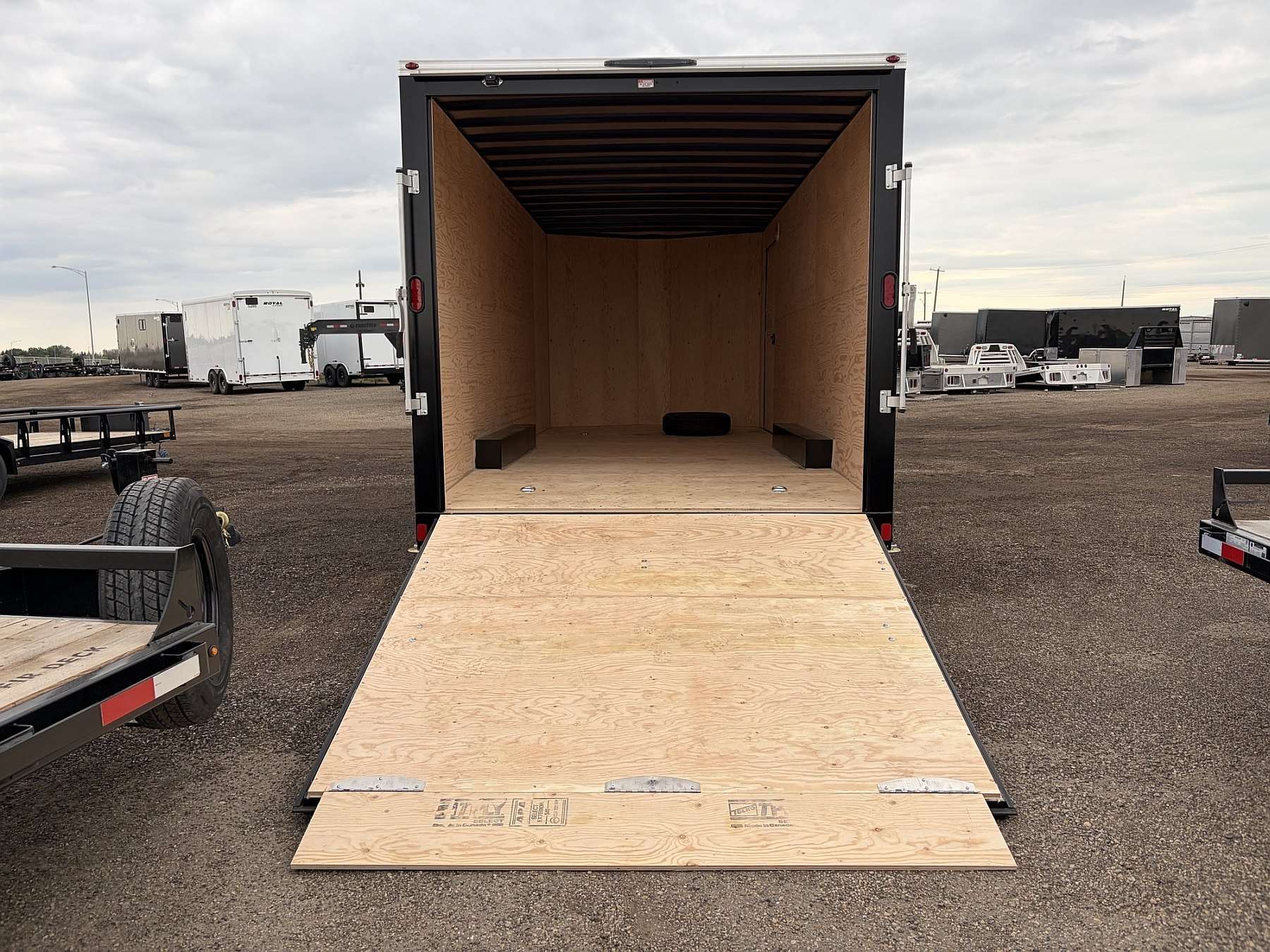 2027 Royal 8.5'x22' Enclosed Cargo w/ Aluminum Wheels