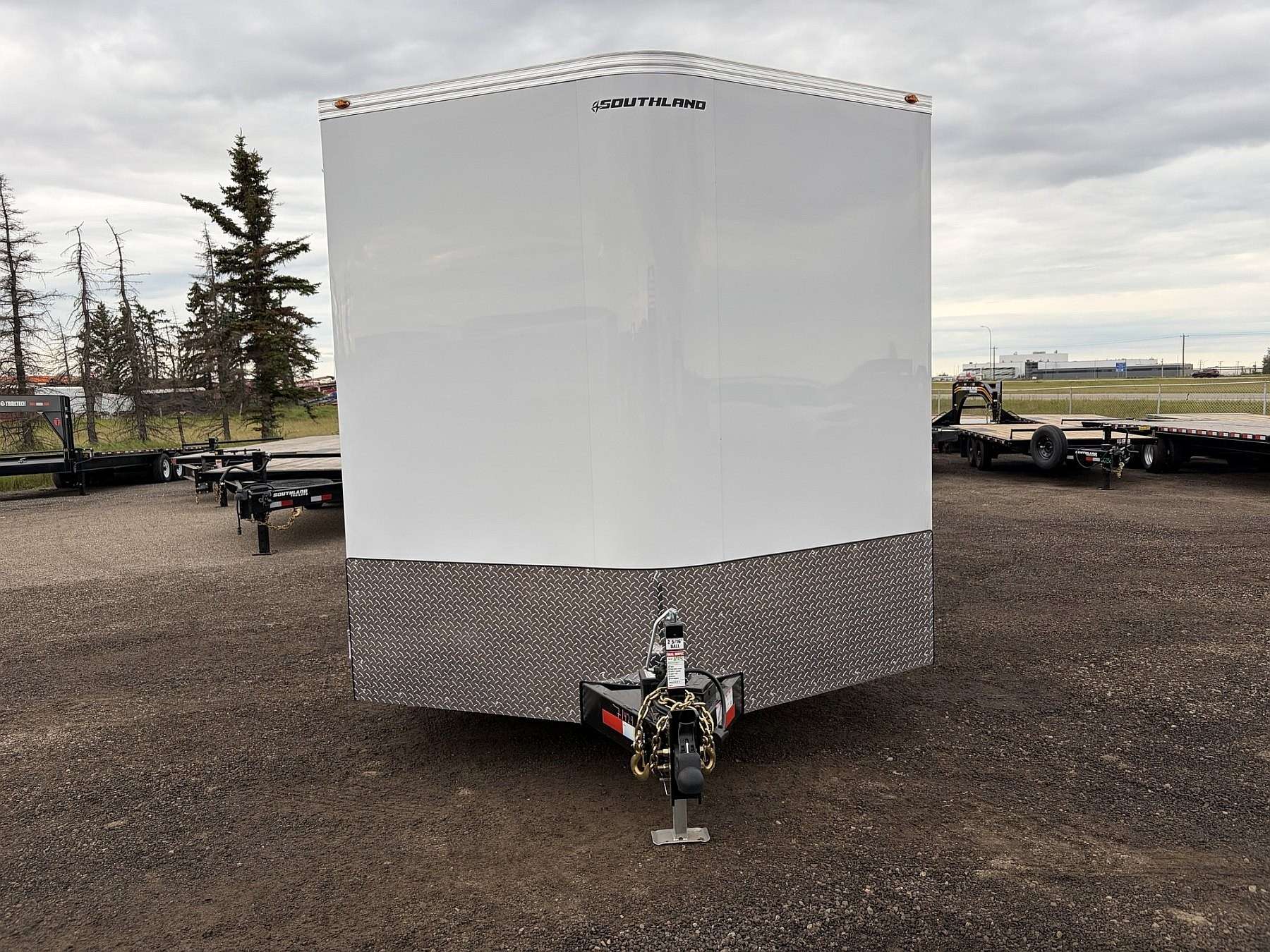 2027 Royal 8.5'x22' Enclosed Cargo w/ Aluminum Wheels