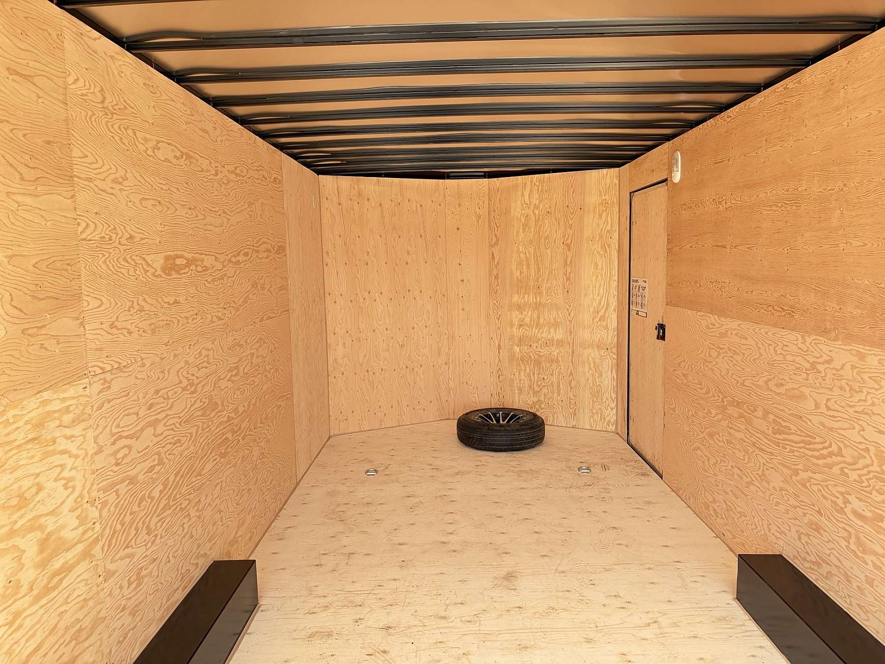 2027 Royal 8.5'x22' Enclosed Cargo w/ Aluminum Wheels