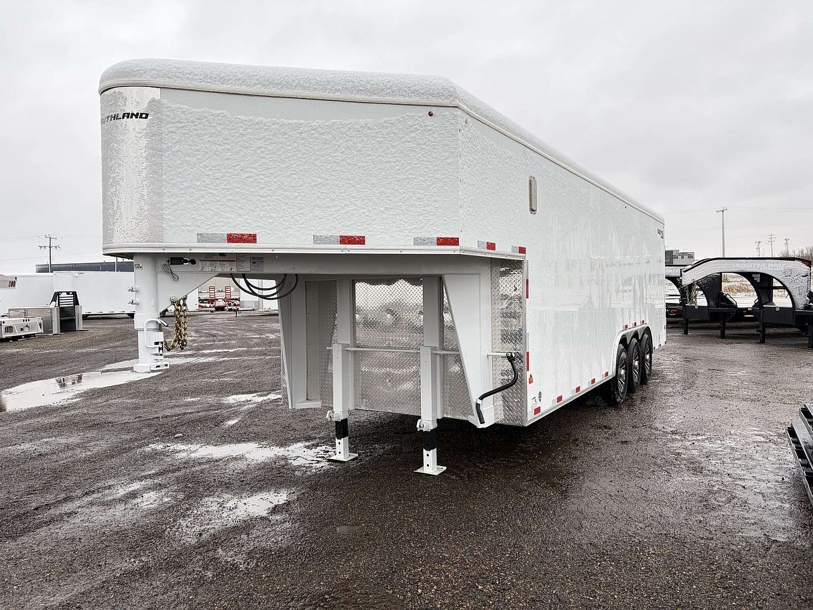 2027 Royal 8.5'x24' Fully Insulated Gooseneck Cargo Trailer