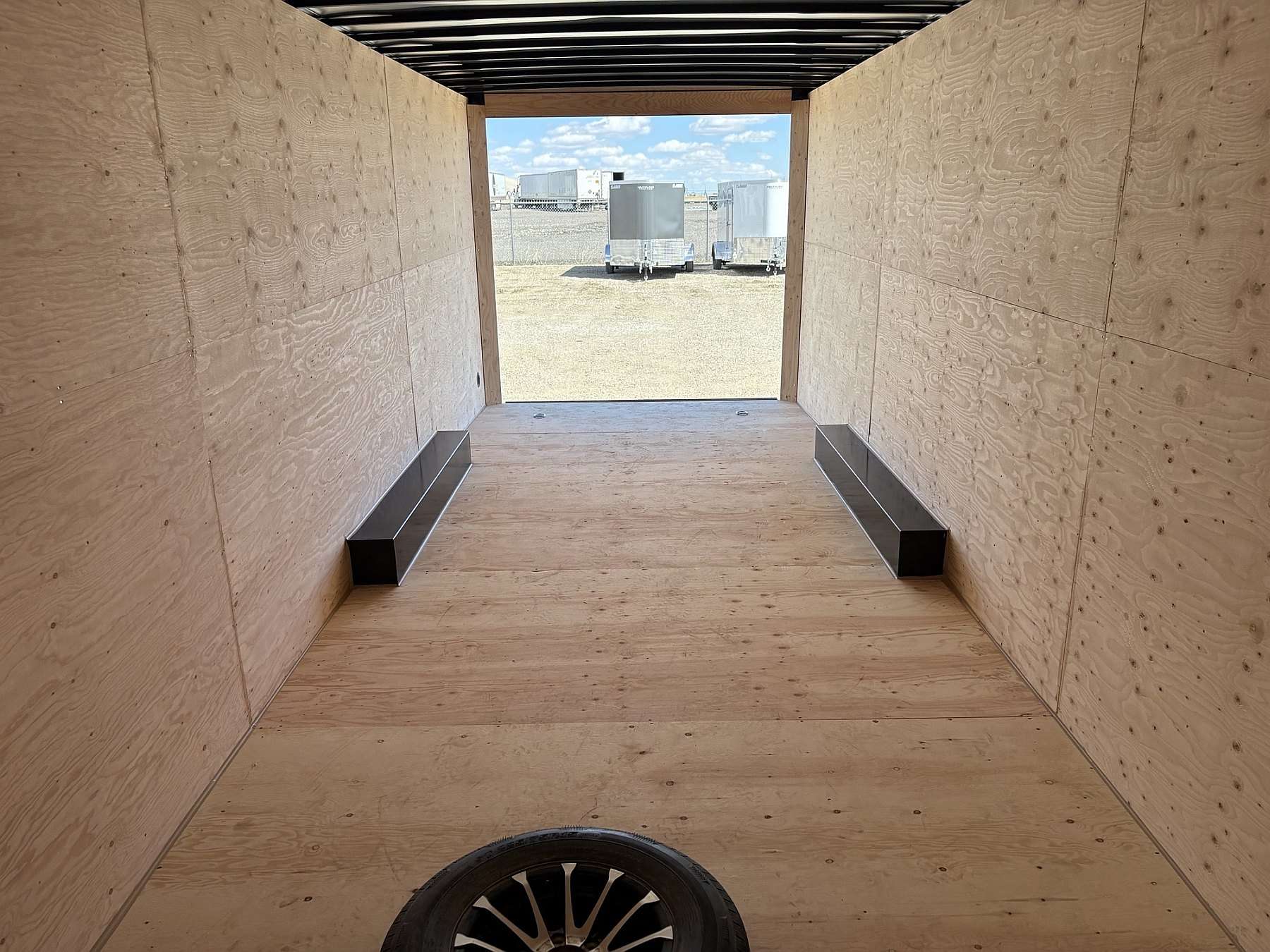 2027 Royal 8.5'x26' Enclosed Cargo w/ Ramp Door