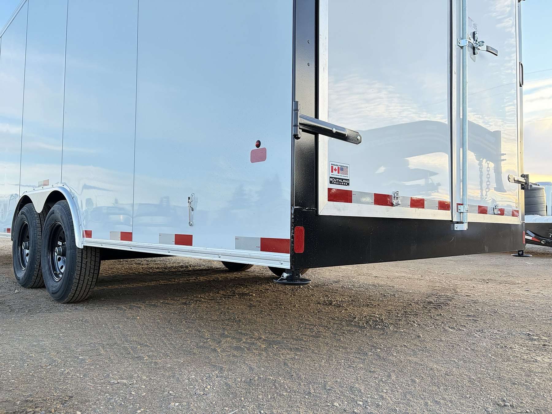 2027 Royal 8.5'x26' Enclosed Cargo w/ Torsion Axles