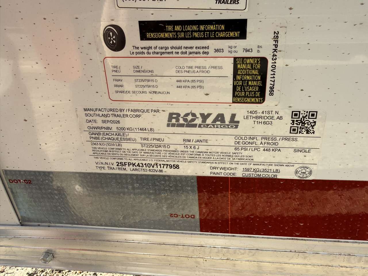 2027 Royal LARC 8'6" x 20' + V-Nose Car Hauler Trailer
