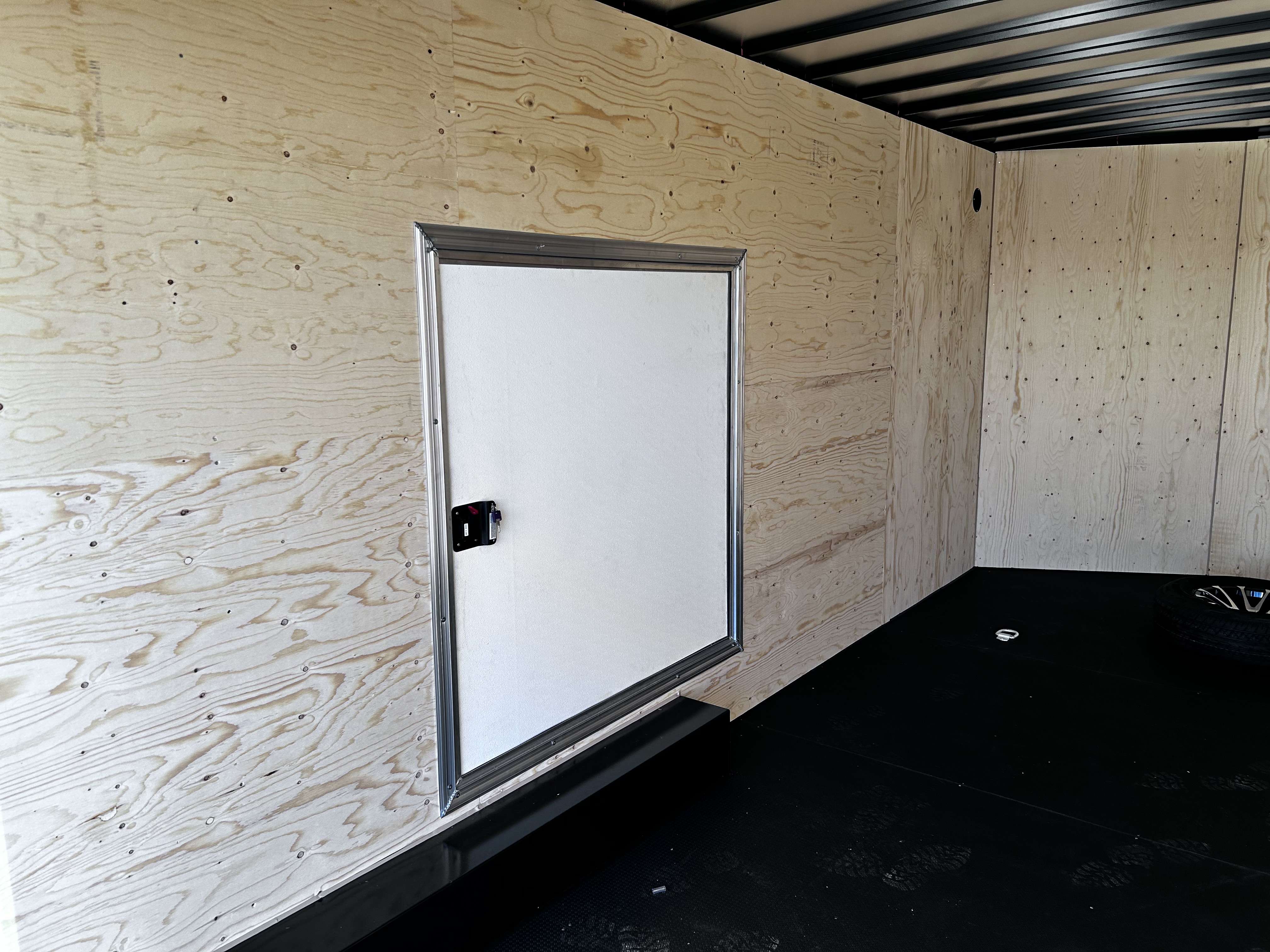 2027 Royal LARC 8'6" x 20' + V-Nose Car Hauler Trailer