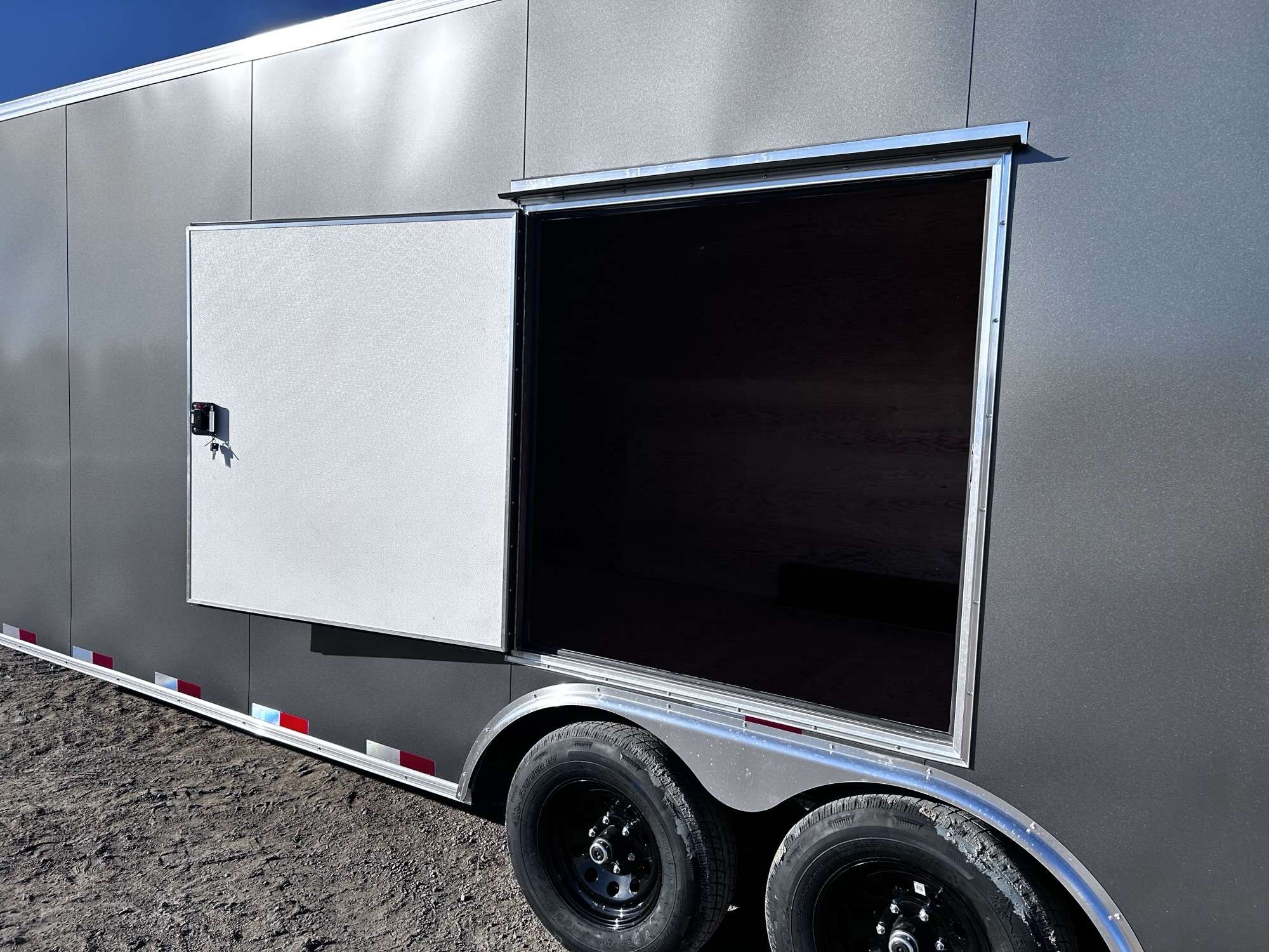 2027 Royal LARC 8'6" x 24' + V-Nose Car Hauler Trailer
