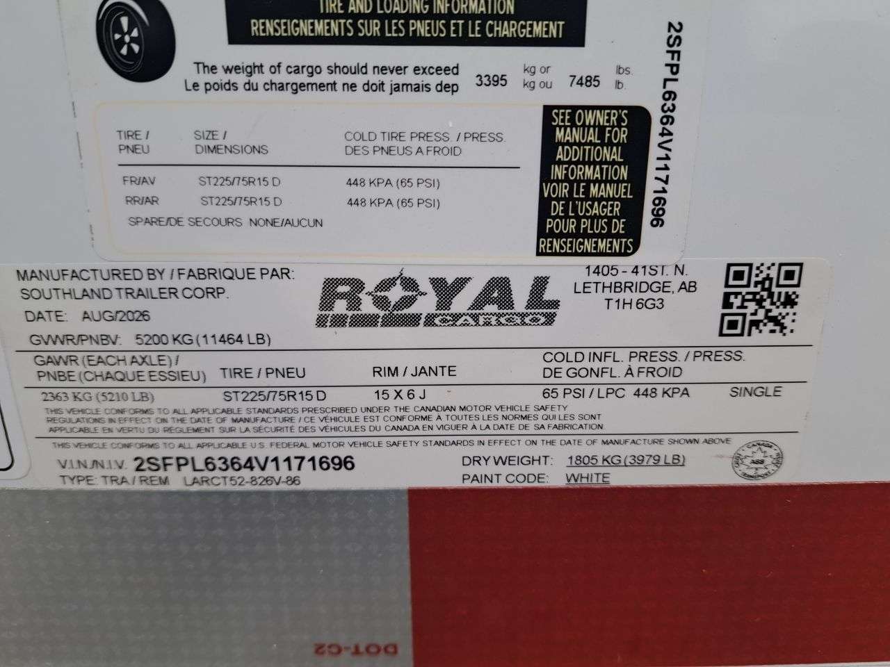 2027 Royal LARC 8'6" x 24' + V-Nose Car Hauler Trailer