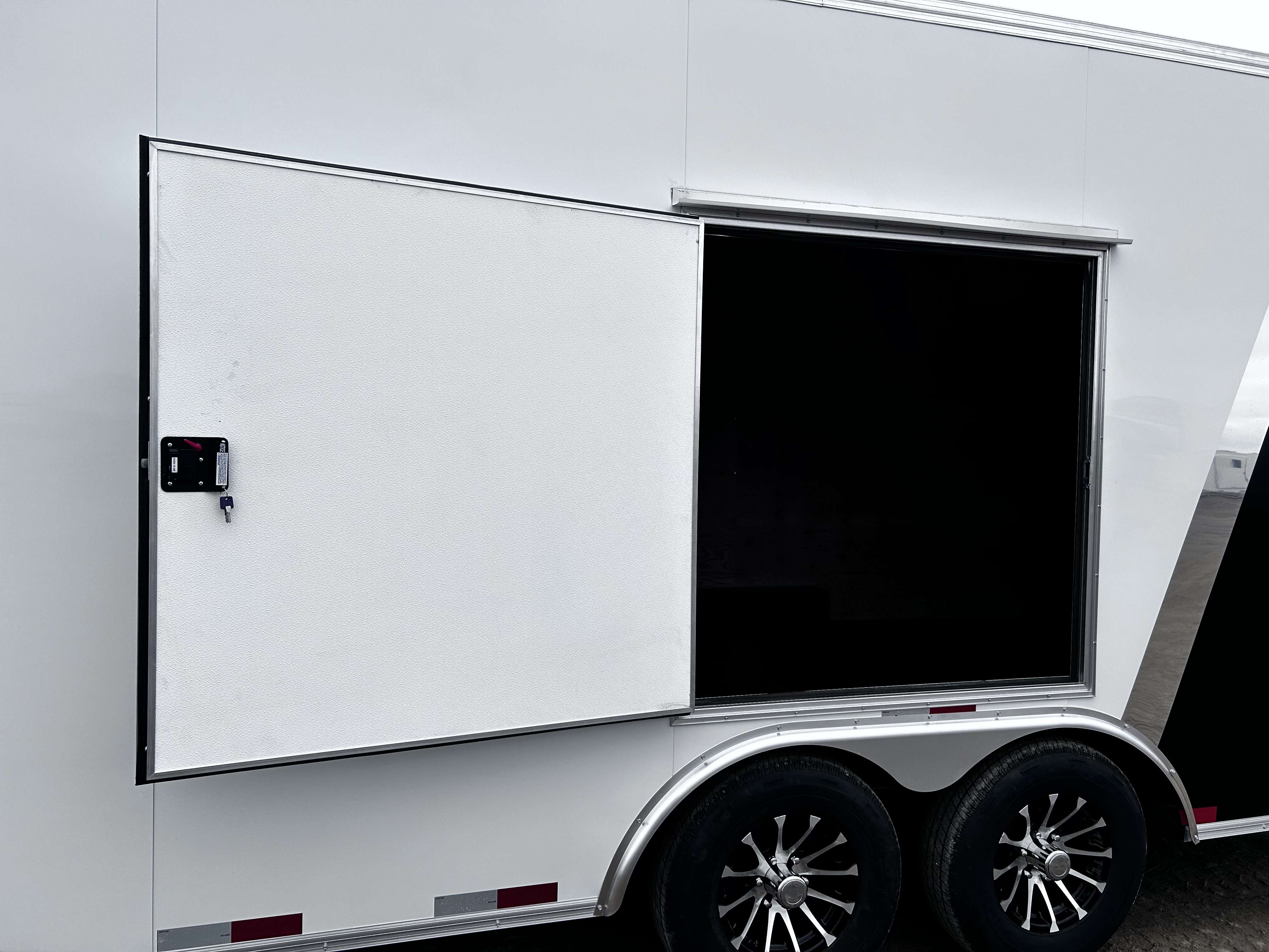 2027 Royal LARC 8'6" x 24' + V-Nose Car Hauler Trailer