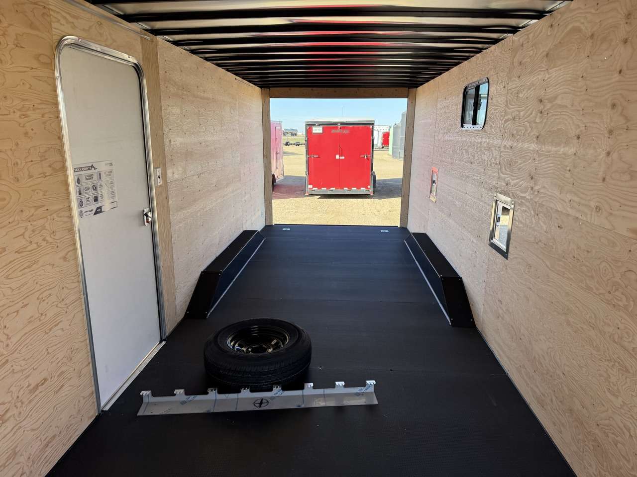 2027 Royal LARSM 8'6" x 22' + 4' V-Nose Toy Hauler Trailer