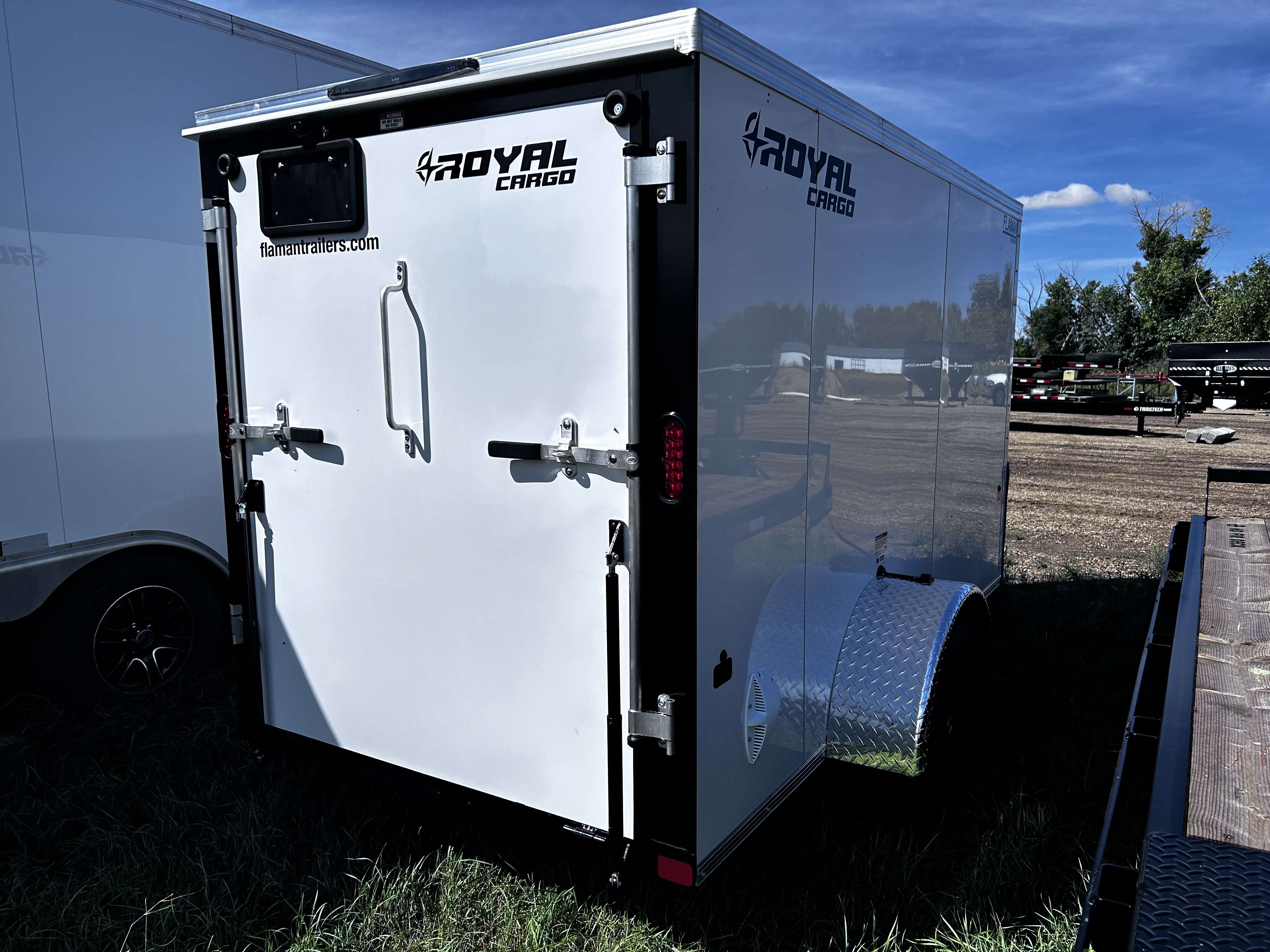 2027 Royal LCH 5' x 10' + V-Nose Cargo Trailer