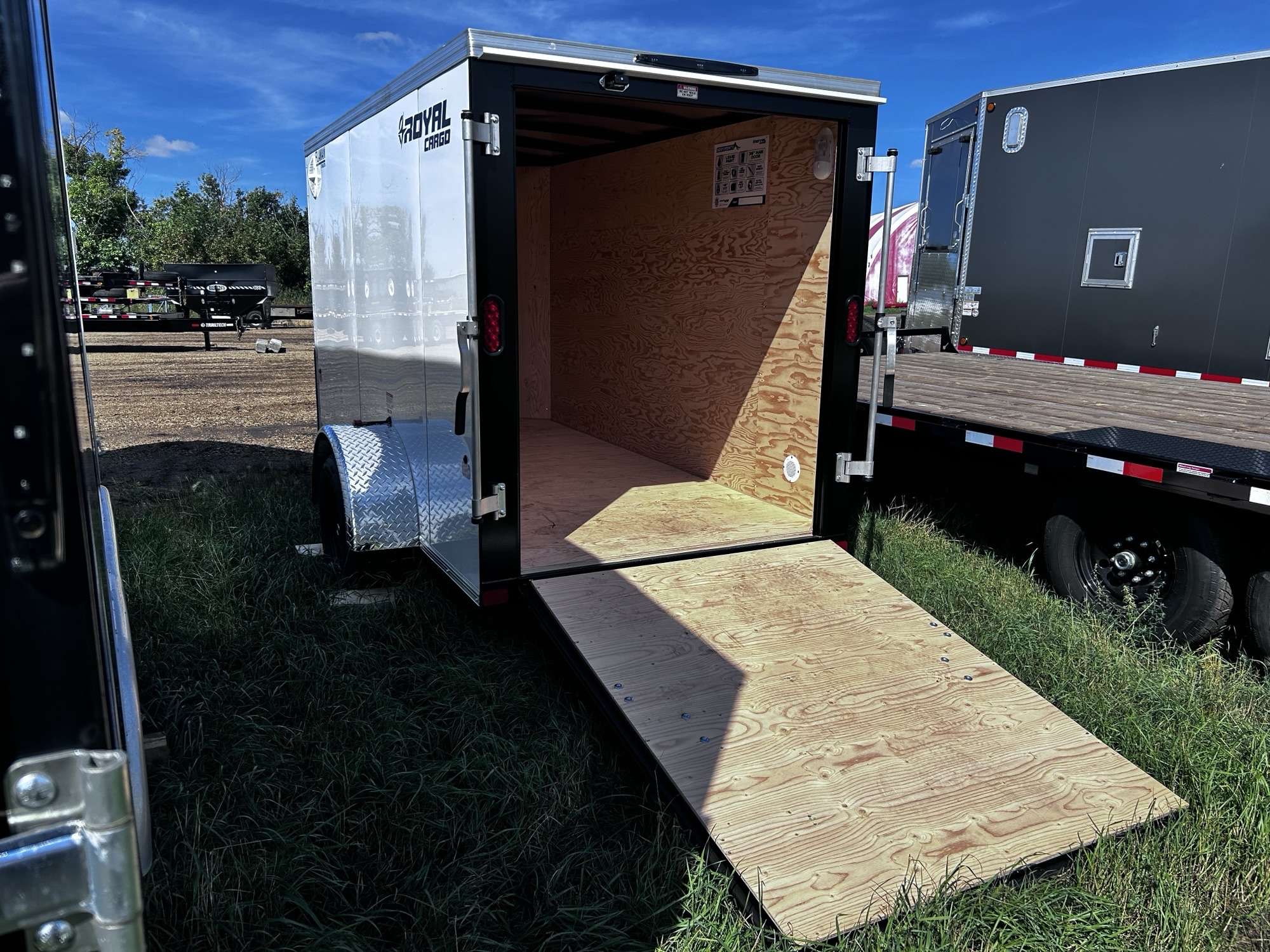 2027 Royal LCH 5' x 10' + V-Nose Cargo Trailer