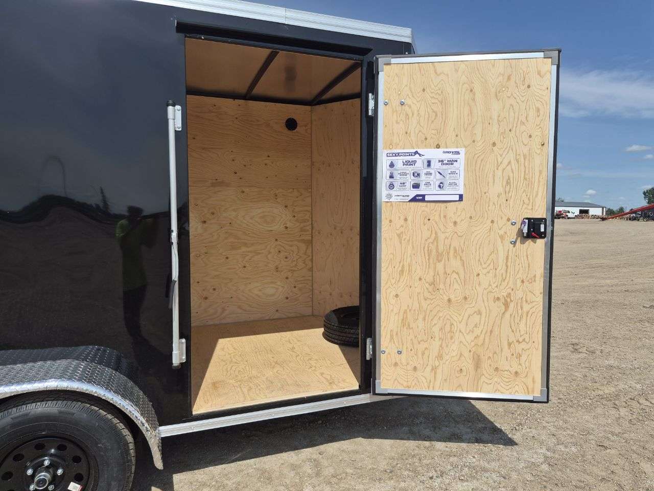 2027 Royal LCH 6' x 12' + V-Nose Cargo Trailer