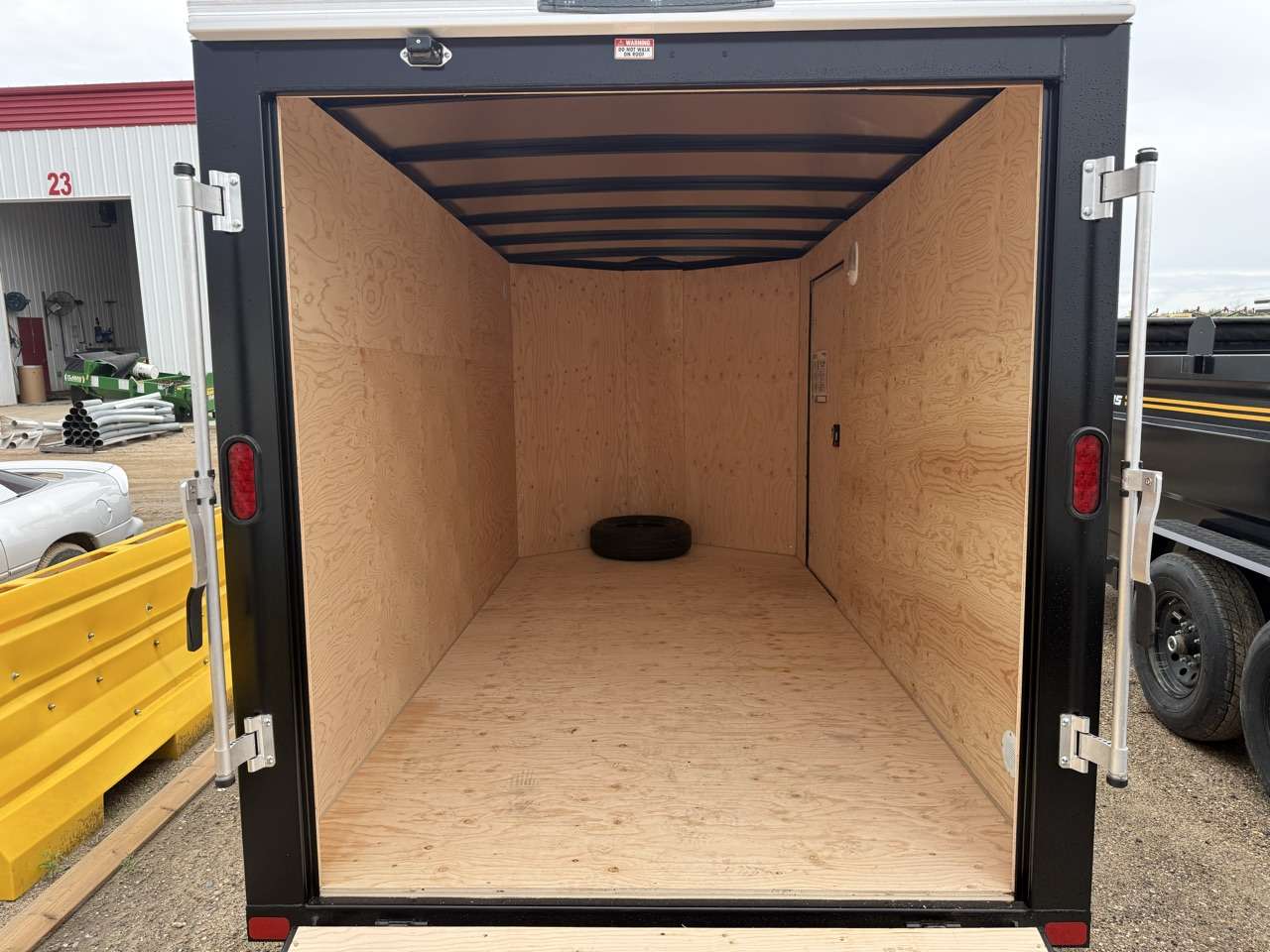 2027 Royal LCH 6' x 12' + V-Nose Cargo Trailer