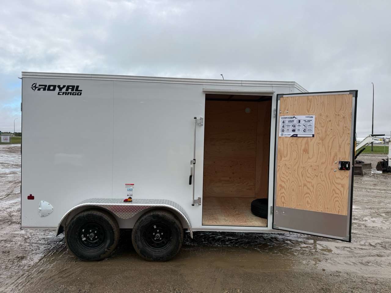 2027 Royal LCH 6' x 12' + V-Nose Cargo Trailer