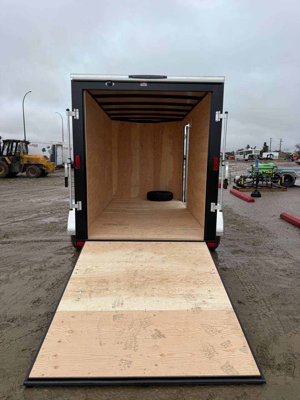 2027 Royal LCH 6' x 12' + V-Nose Cargo Trailer
