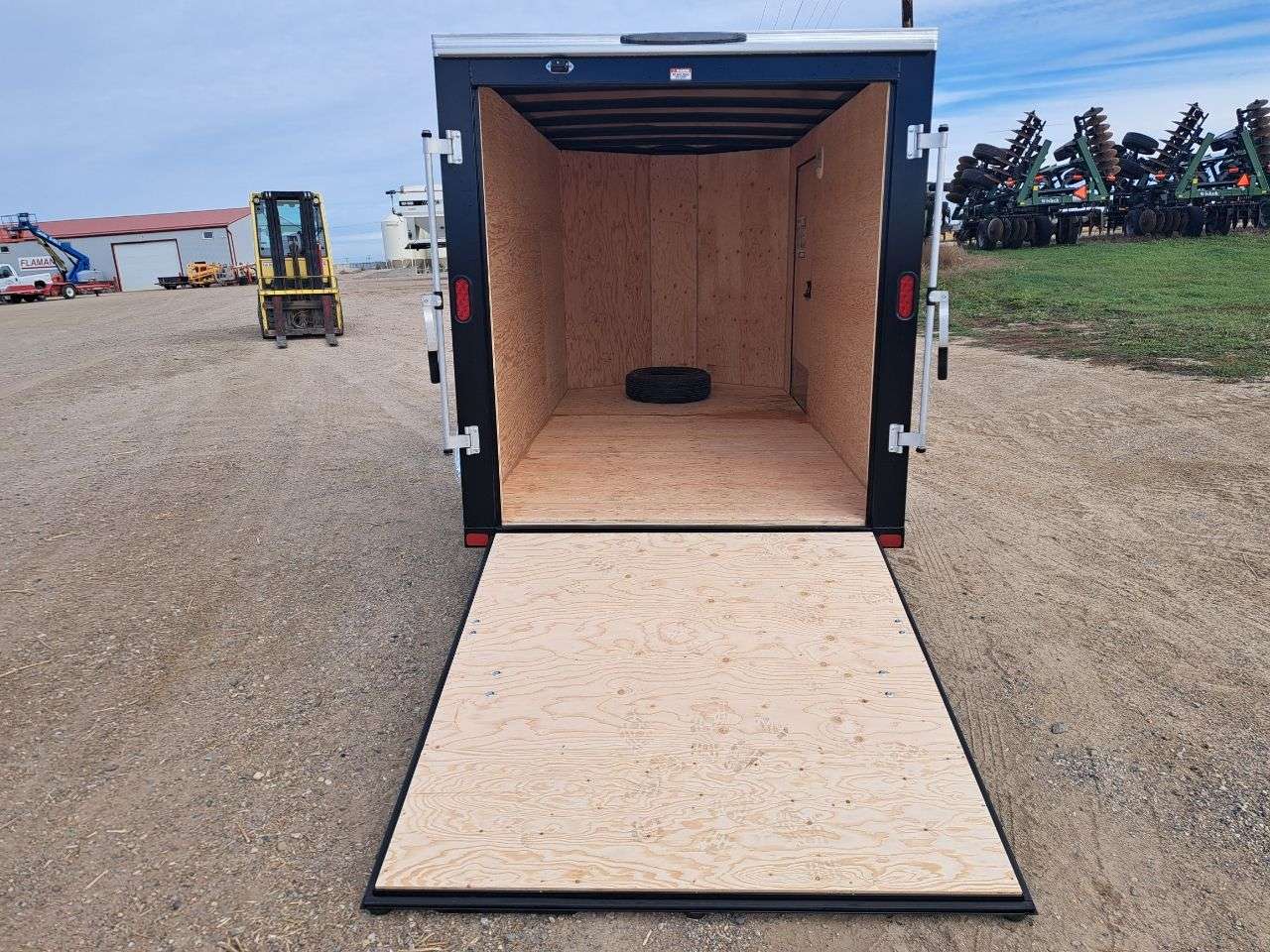 2027 Royal LCH 6' x 12' + V-Nose Cargo Trailer