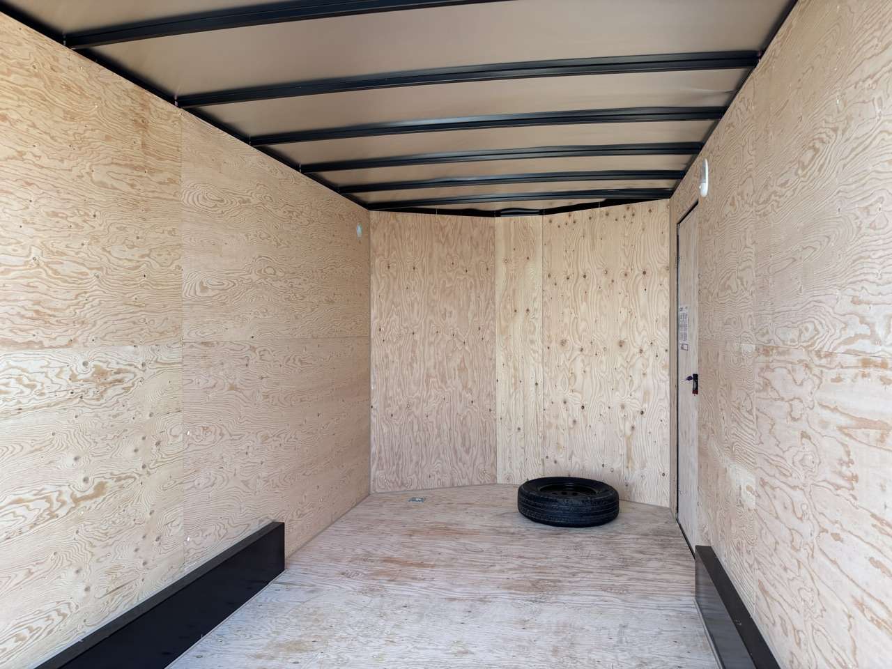 2027 Royal LCH 7'6" x 14' + V-Nose Cargo Trailer
