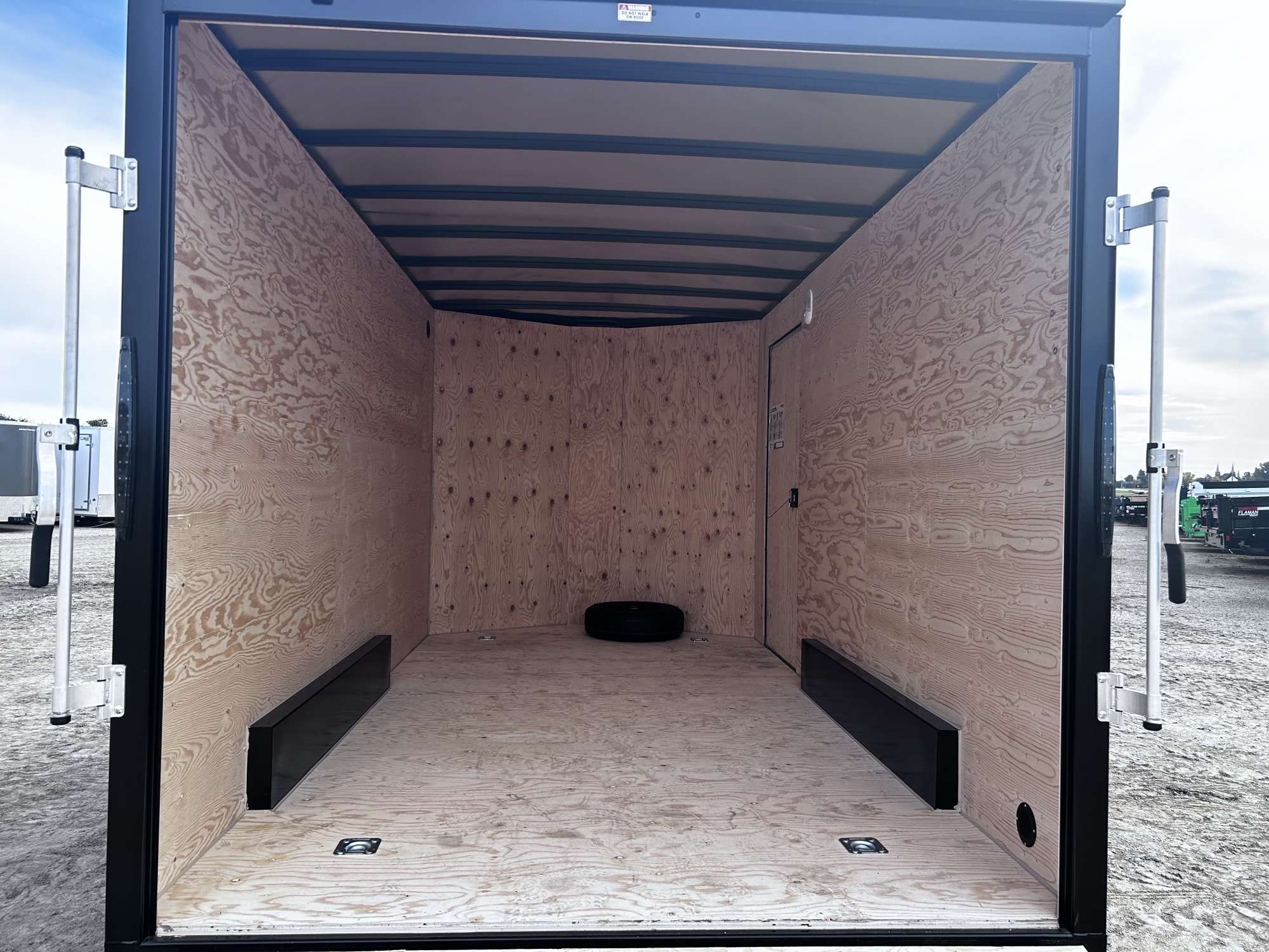 2027 Royal LCH 7'6" x 14' + V-Nose Cargo Trailer