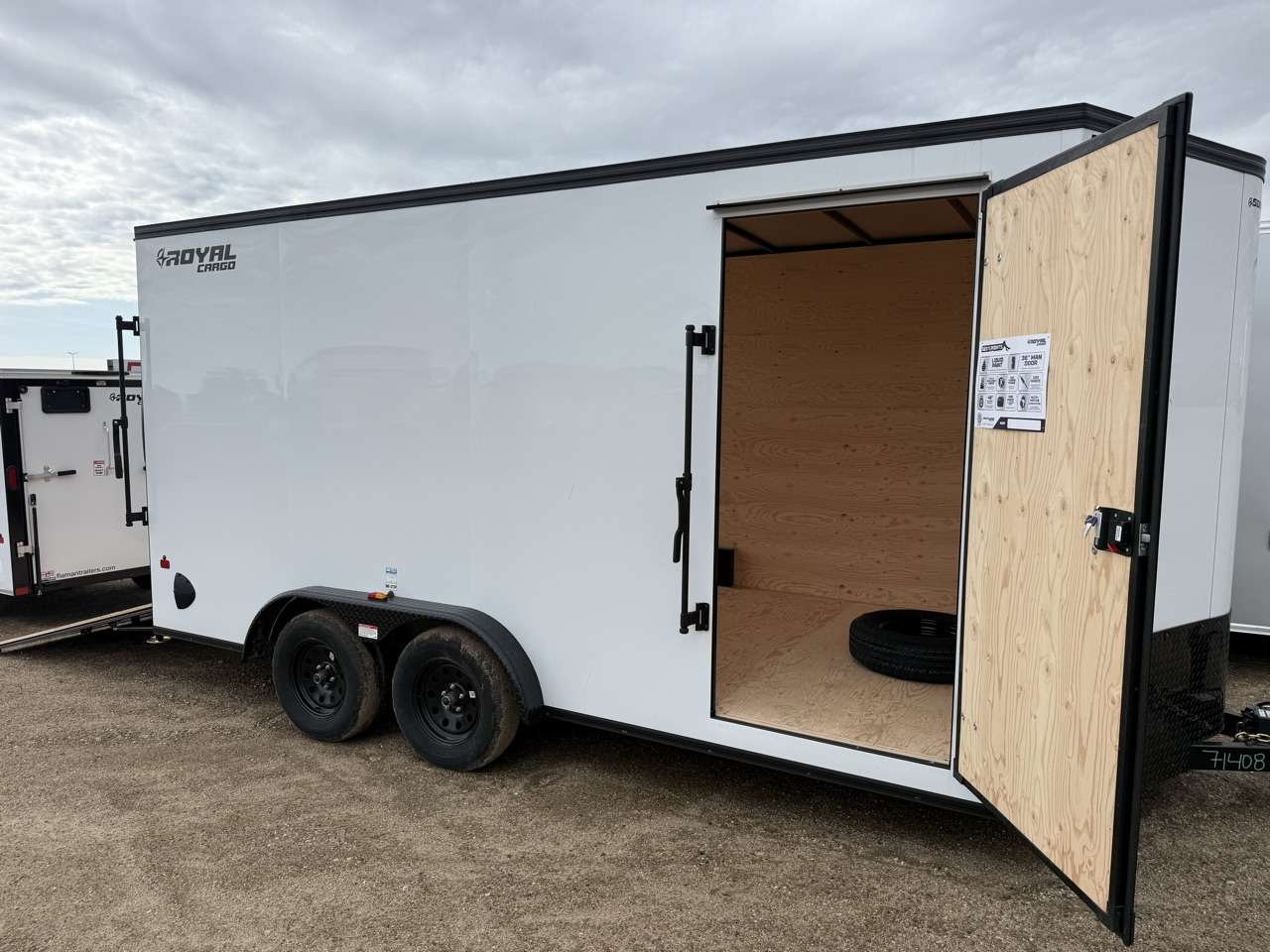 2027 Royal LCH 7'6" x 16' + V-Nose Cargo Trailer