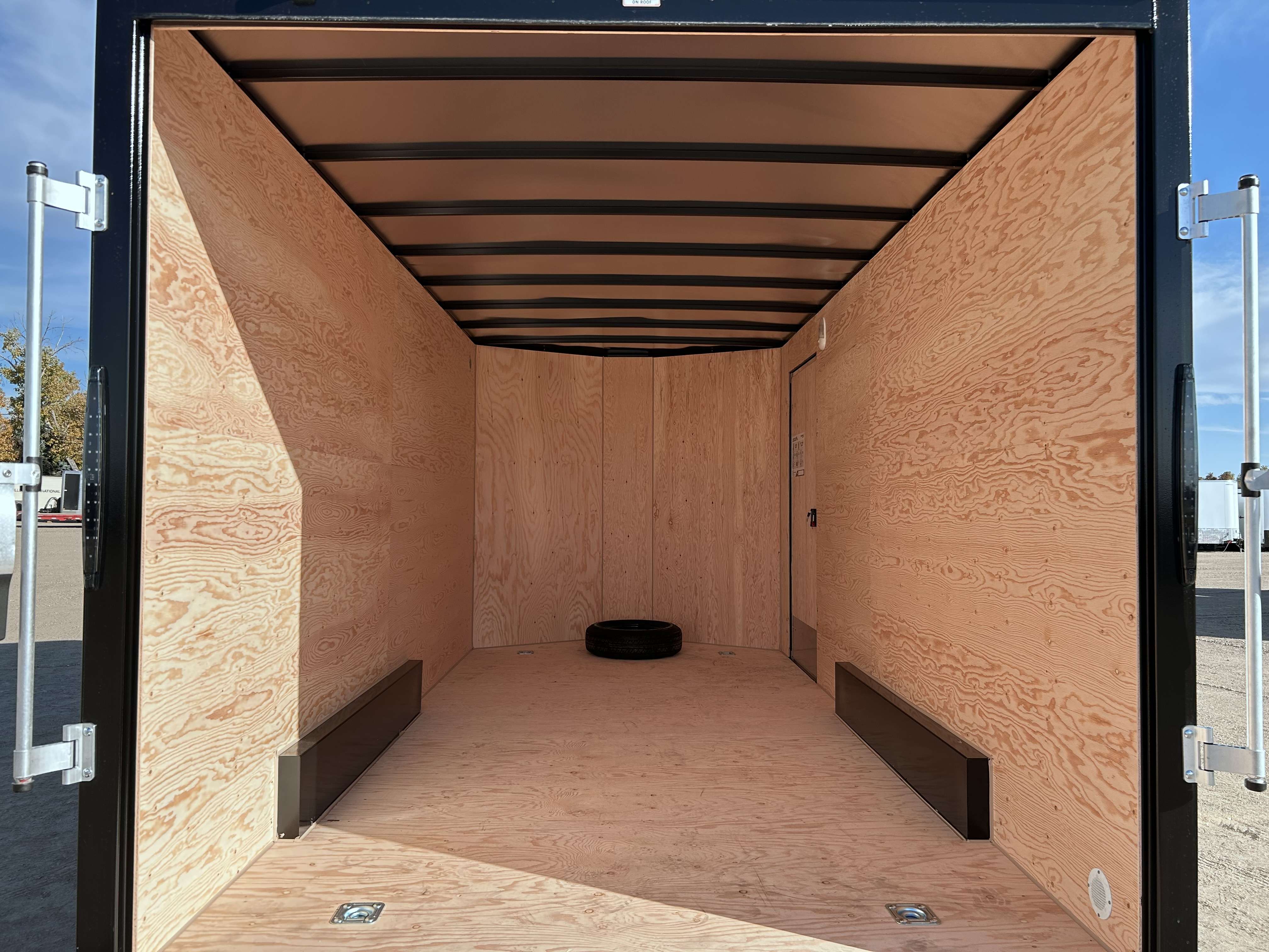 2027 Royal LCH 7'6" x 16' + V-Nose Cargo Trailer