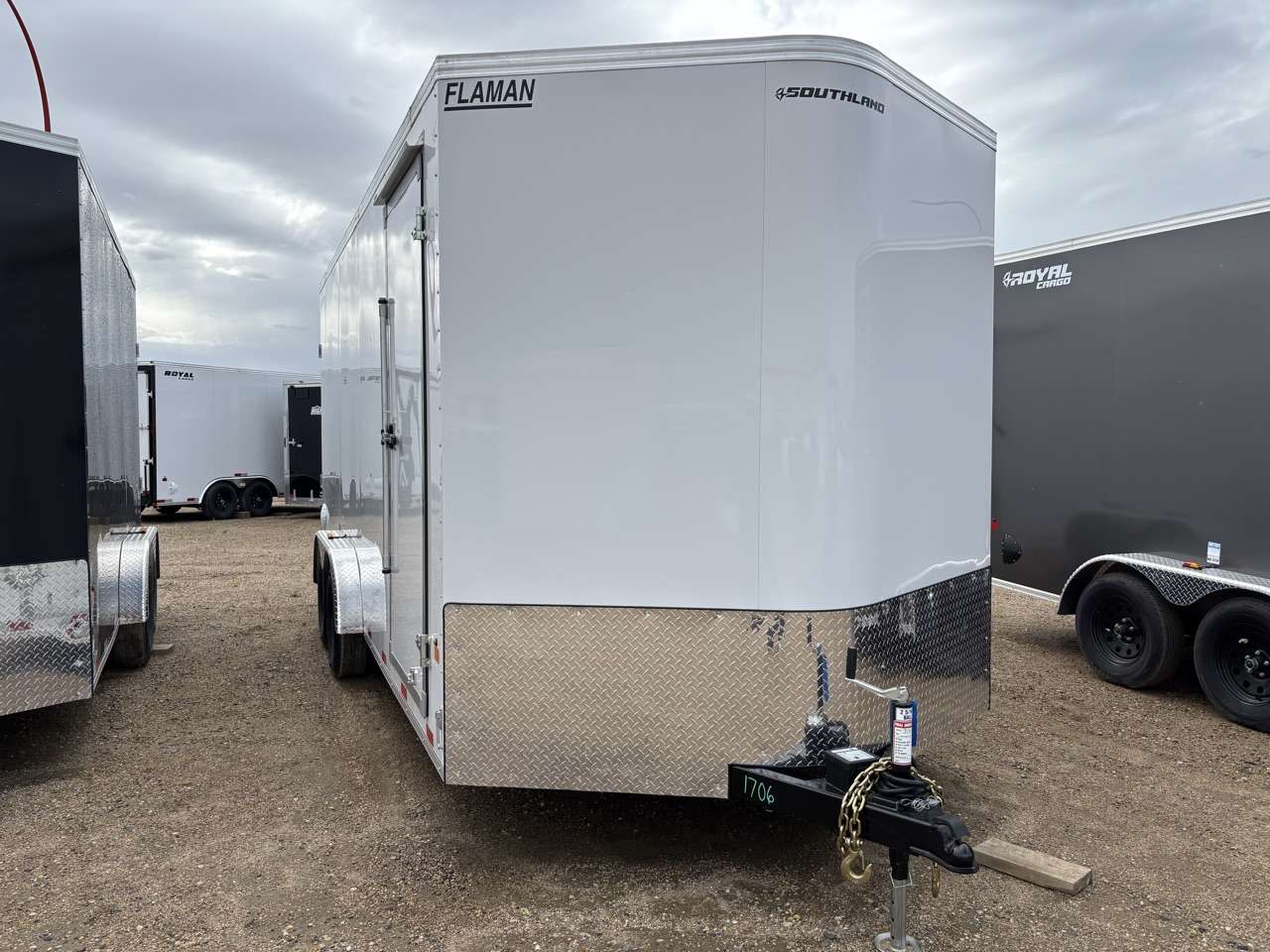 2027 Royal LCH 7'6" x 18' + V-Nose Cargo Trailer