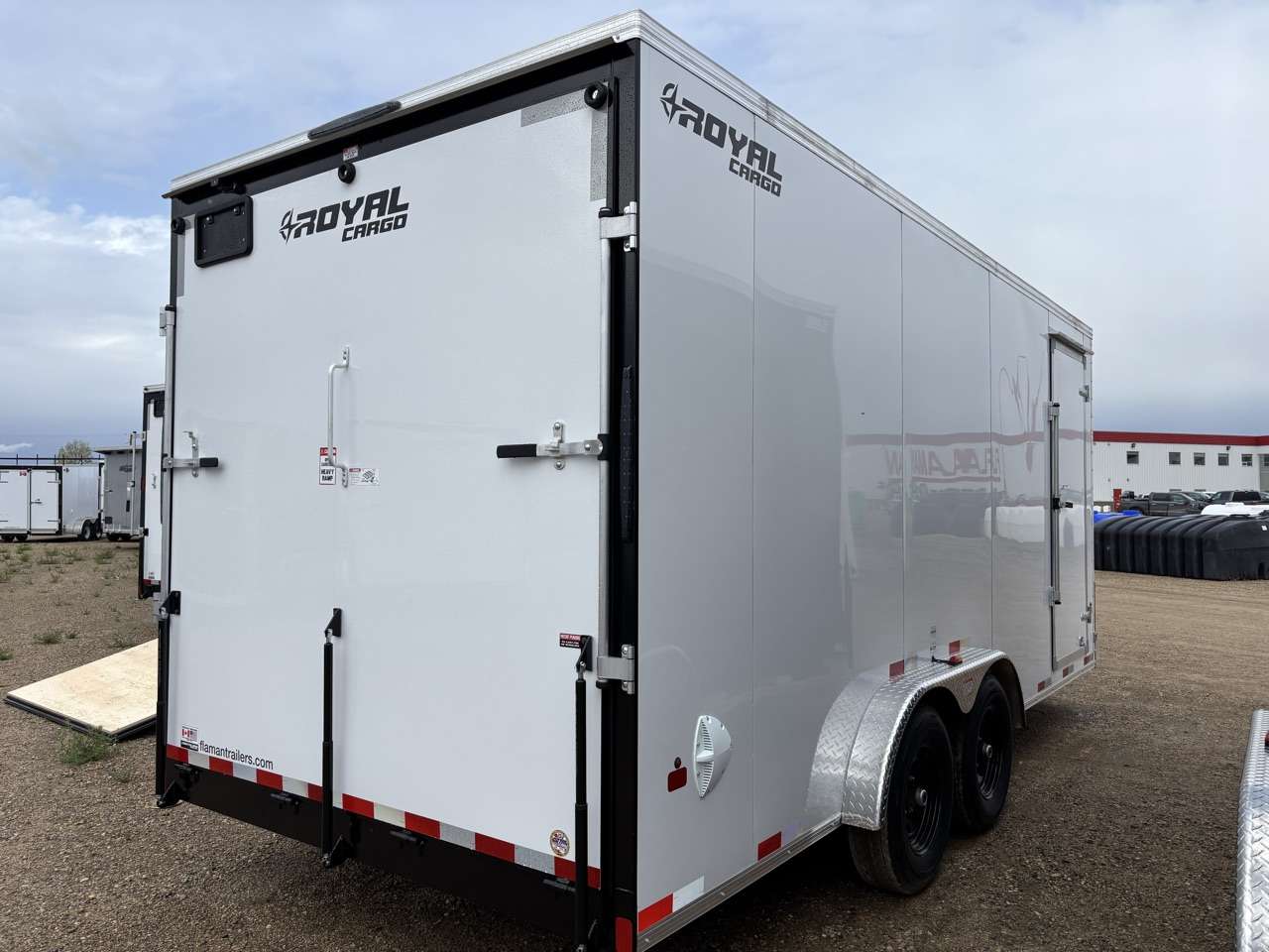 2027 Royal LCH 7'6" x 18' + V-Nose Cargo Trailer