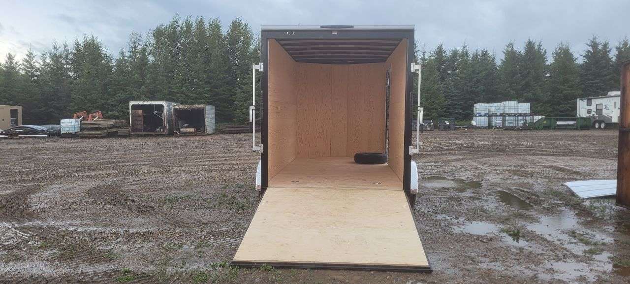 2027 Royal LCH 7' x 14' + V-Nose Cargo Trailer