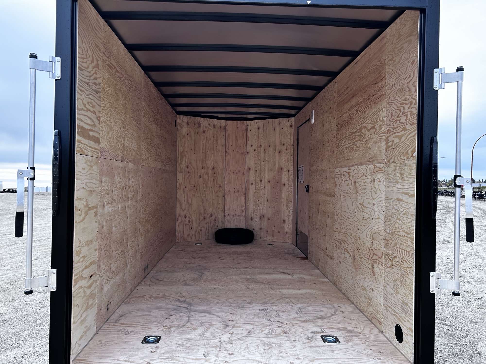 2027 Royal LCH 7' x 14' + V-Nose Cargo Trailer