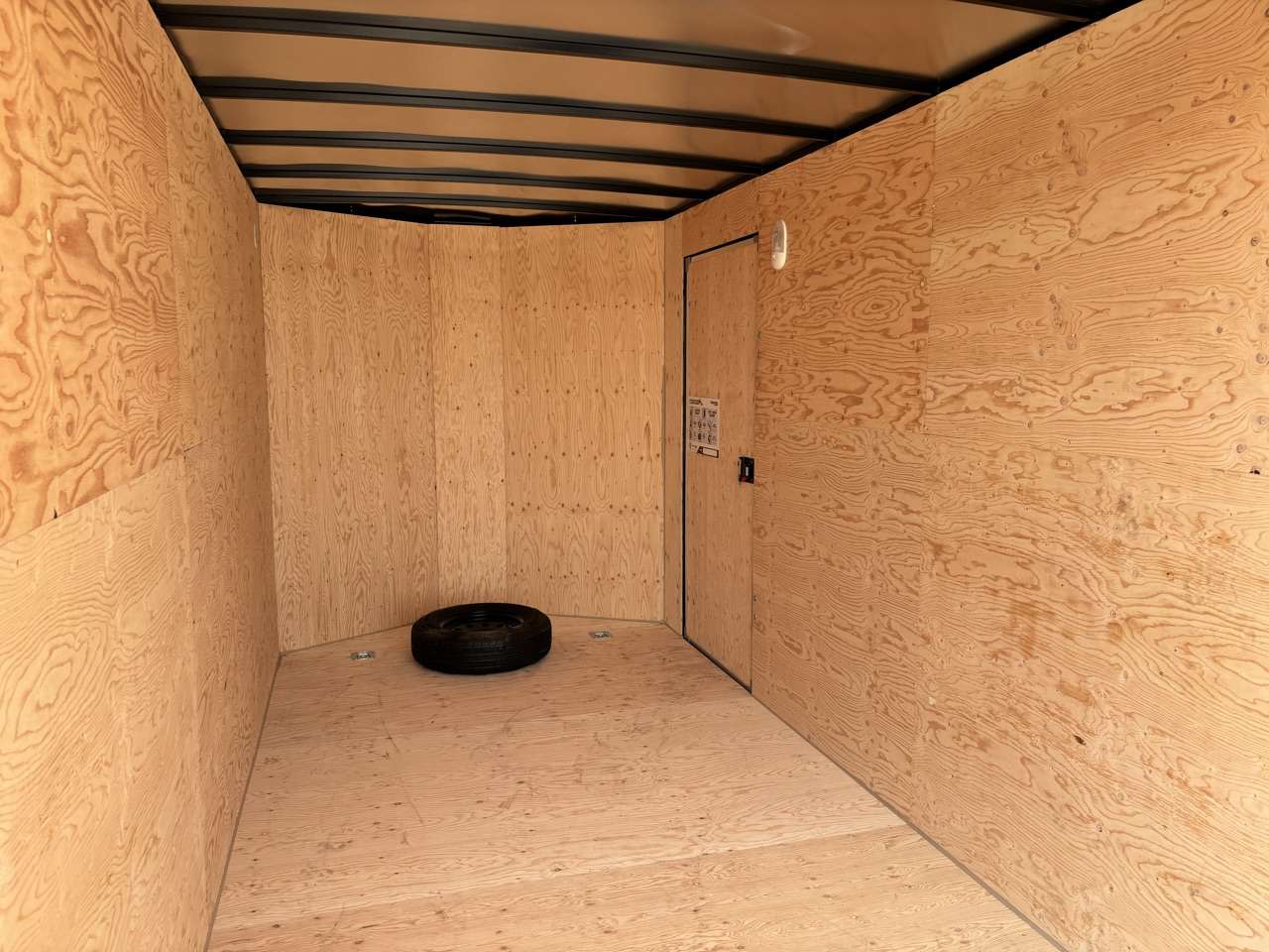 2027 Royal LCH 7' x 16' + V-Nose Cargo Trailer
