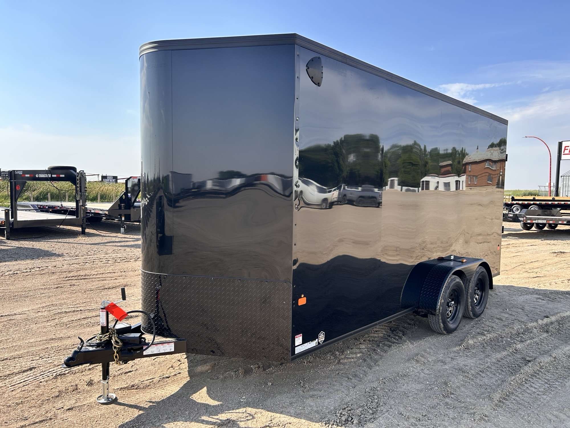 2027 Royal LCH 7' x 16' + V-Nose Cargo Trailer