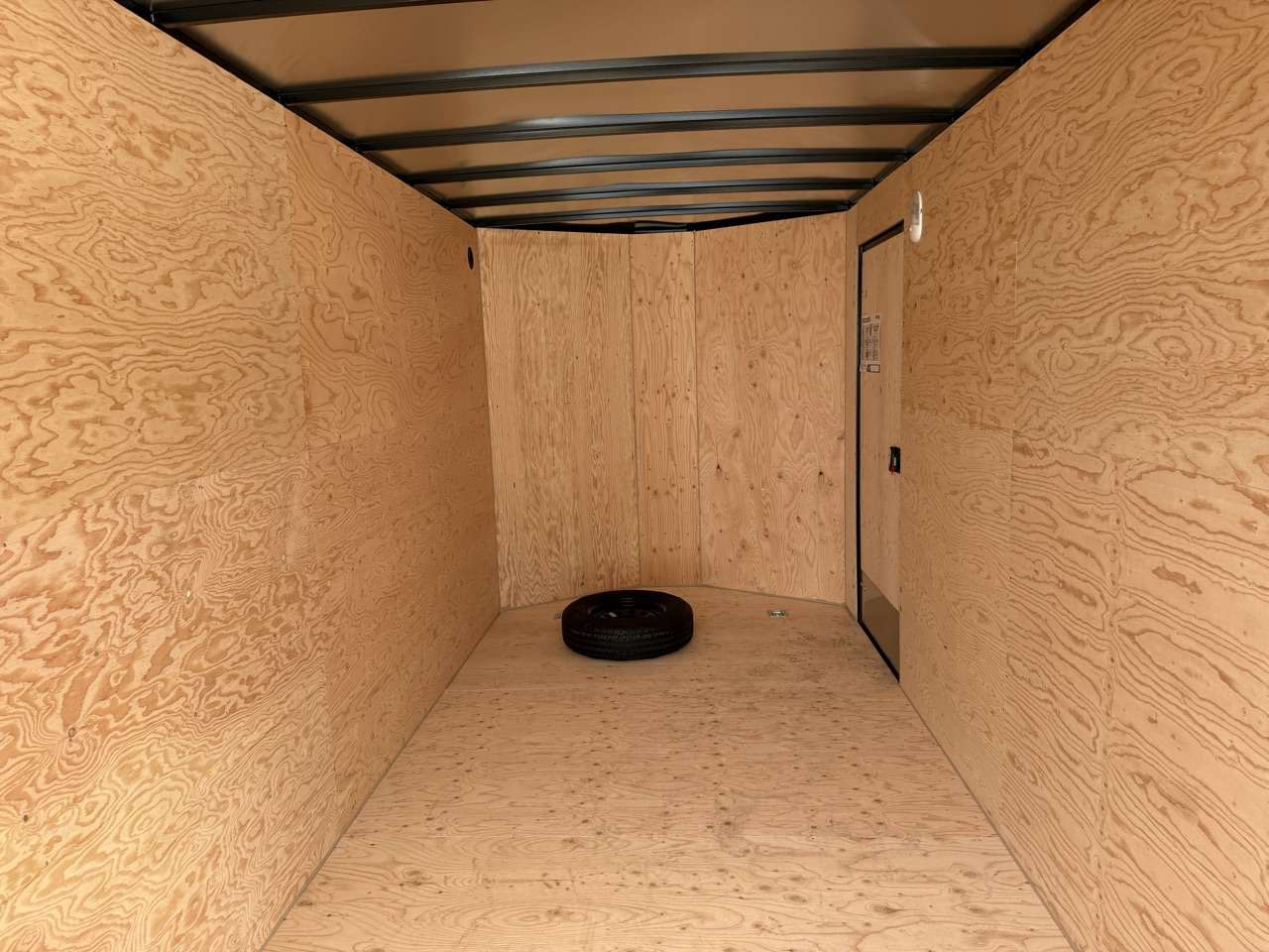 2027 Royal LCH 7' x 16' + V-Nose Cargo Trailer