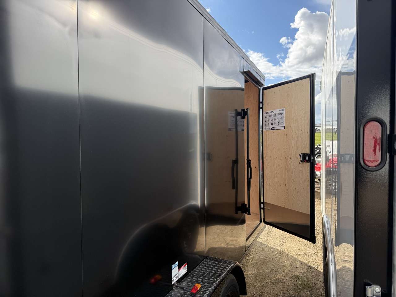 2027 Royal LCH 7' x 16' + V-Nose Cargo Trailer