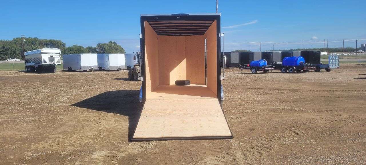 2027 Royal LCH 7' x 16' + V-Nose Cargo Trailer