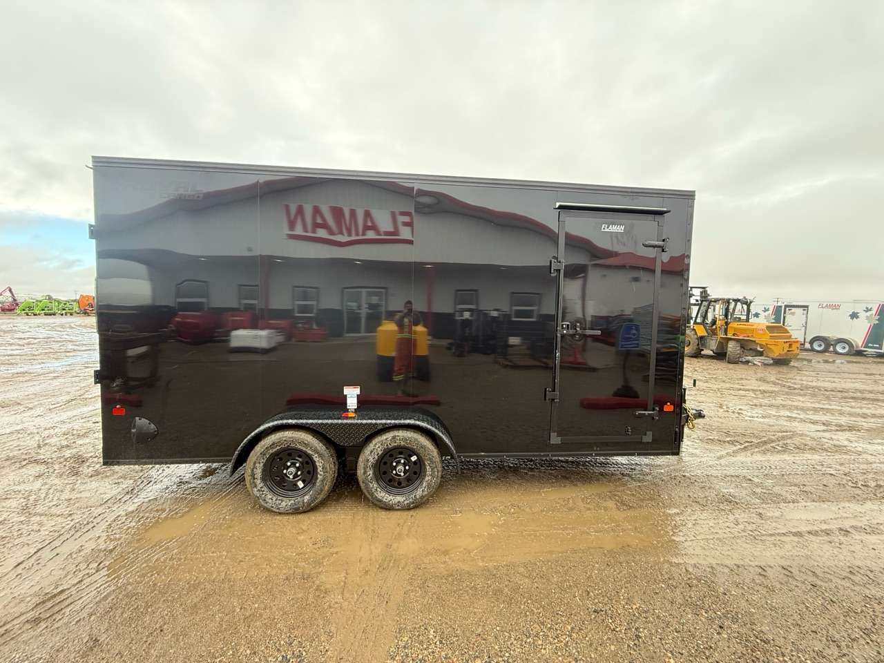2027 Royal LCH 7' x 16' + V-Nose Cargo Trailer