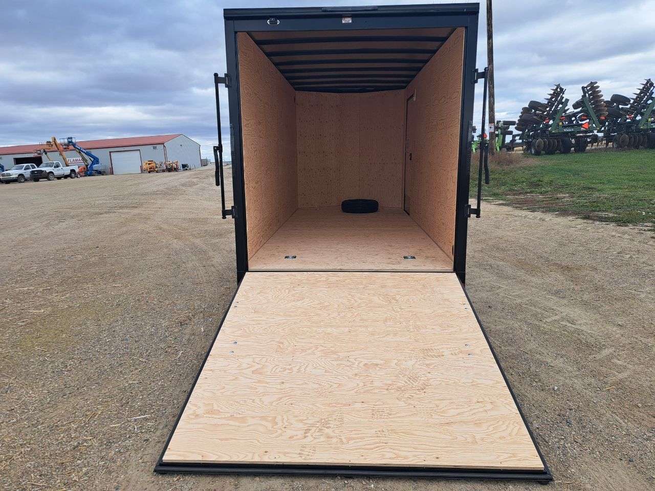 2027 Royal LCH 7' x 16' + V-Nose Cargo Trailer