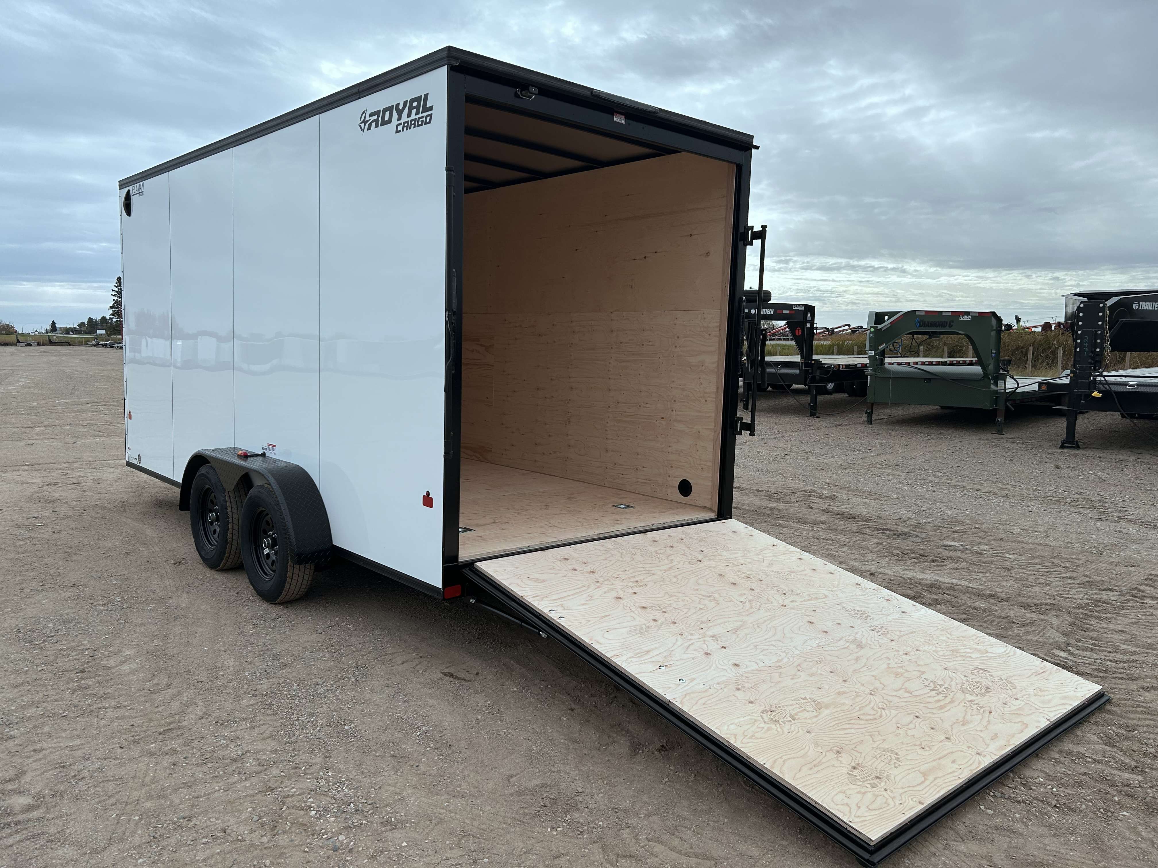 2027 Royal LCH 7' x 16' + V-Nose Cargo Trailer