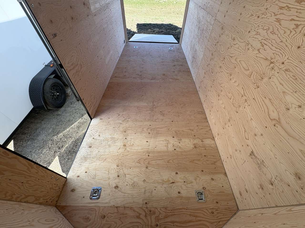 2027 Royal LCH 7' x 16' + V-Nose Cargo Trailer