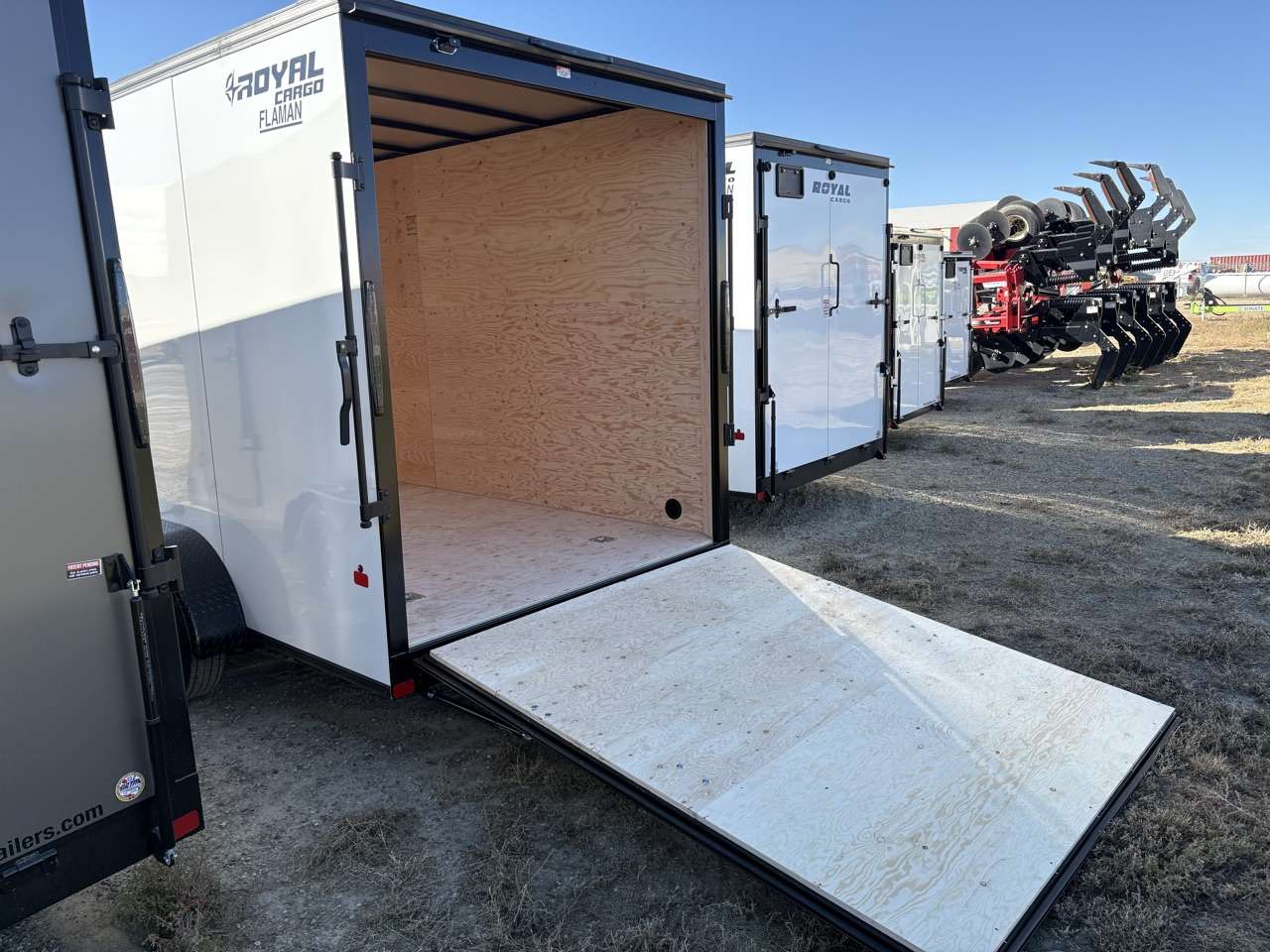 2027 Royal LCH 7' x 16' + V-Nose Cargo Trailer