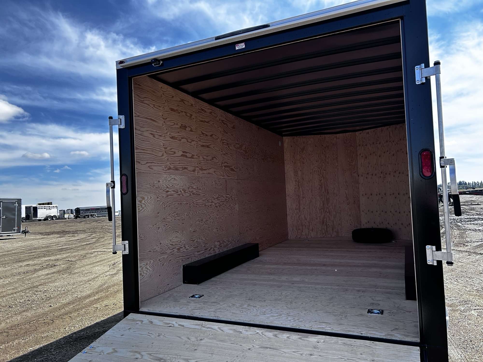 2027 Royal LCH 8'6" x 16' + V-Nose Cargo Trailer