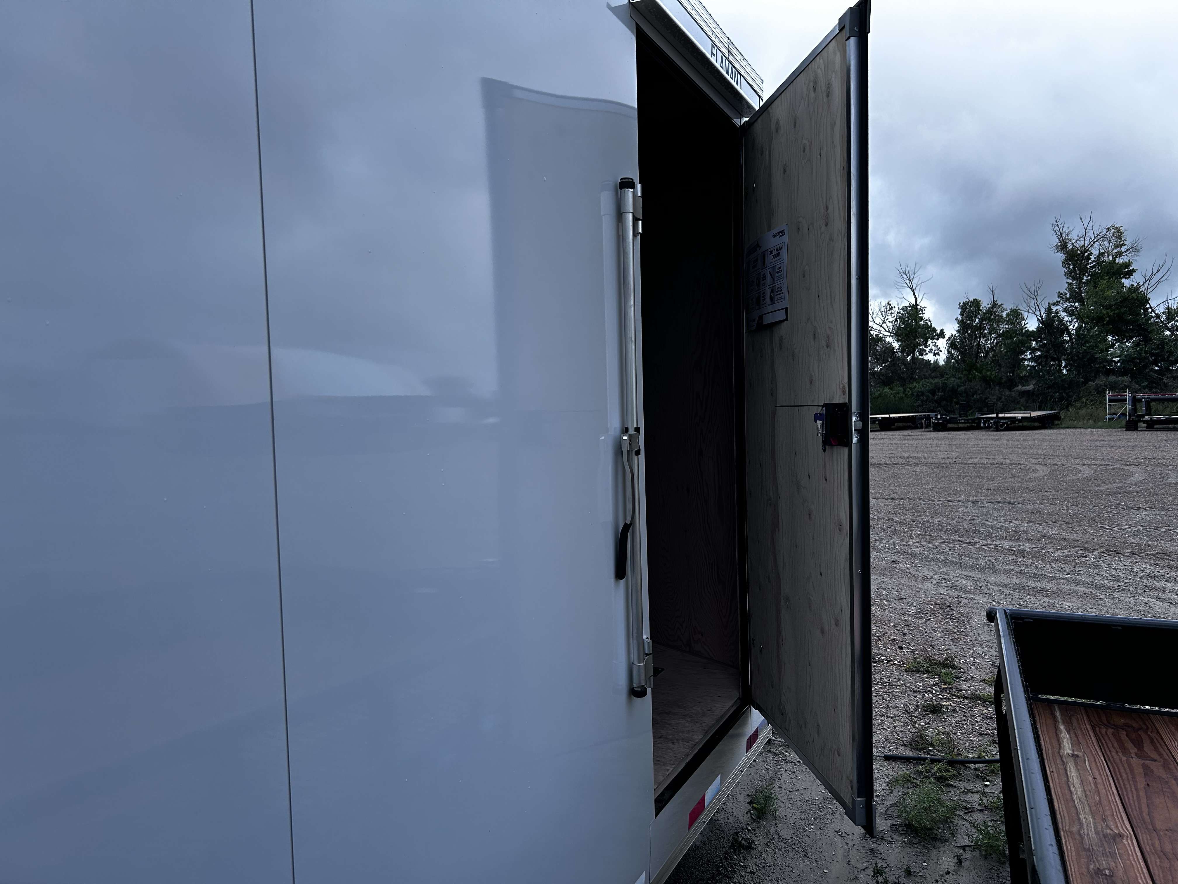2027 Royal LCH 8'6" x 16' + V-Nose Cargo Trailer