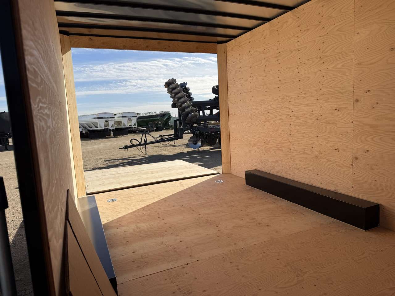 2027 Royal LCH 8'6" x 16' + V-Nose Cargo Trailer