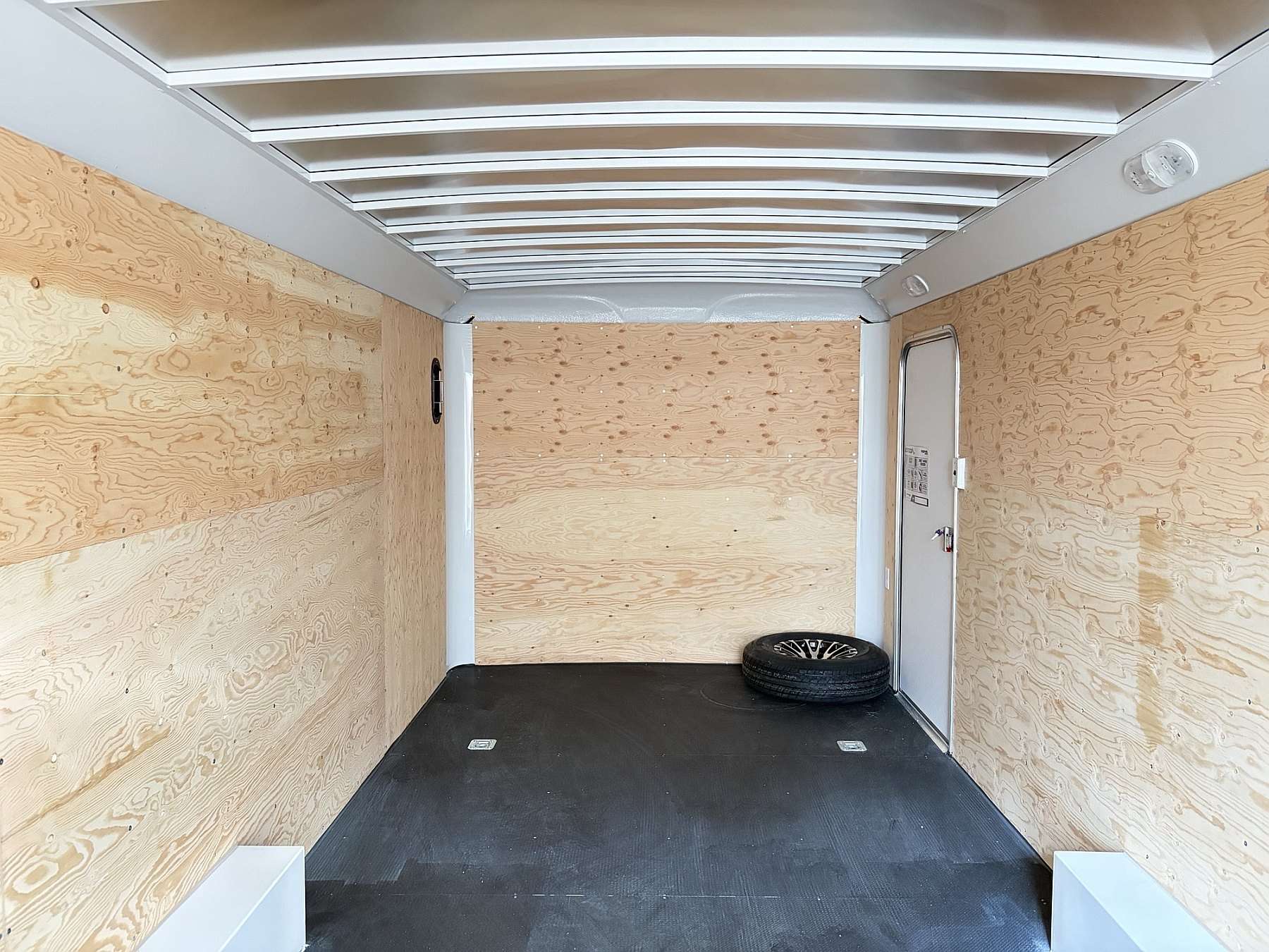 2027 Royal Original 8.5'x20' Enclosed Trailer w/ Barn Door