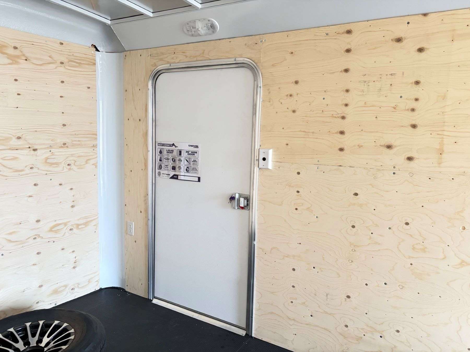 2027 Royal Original 8.5'x20' Enclosed Trailer w/ Barn Door