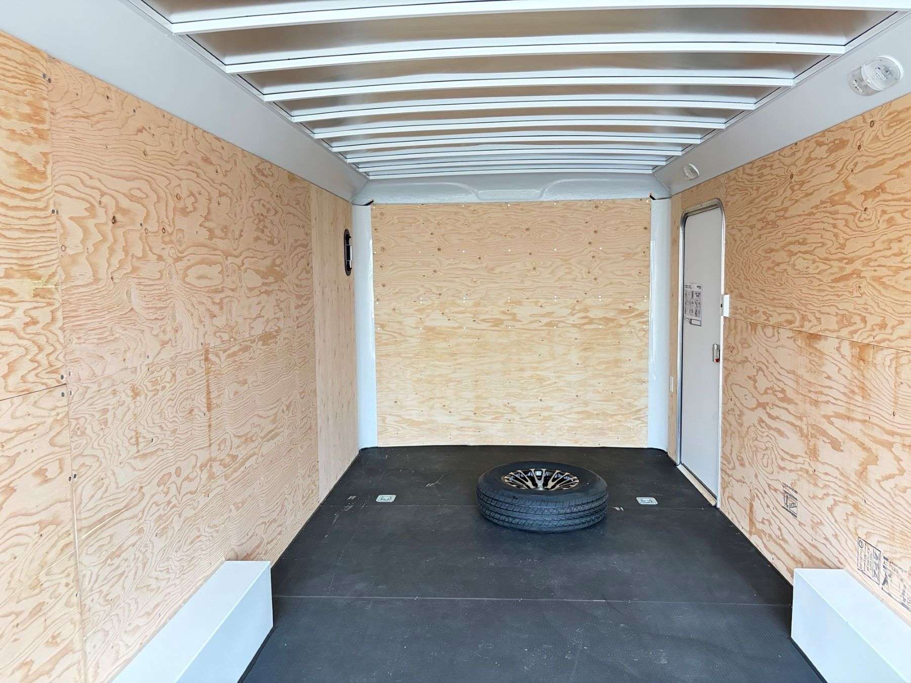 2027 Royal Original 8.5'x20' Enclosed Trailer w/ Dovetail